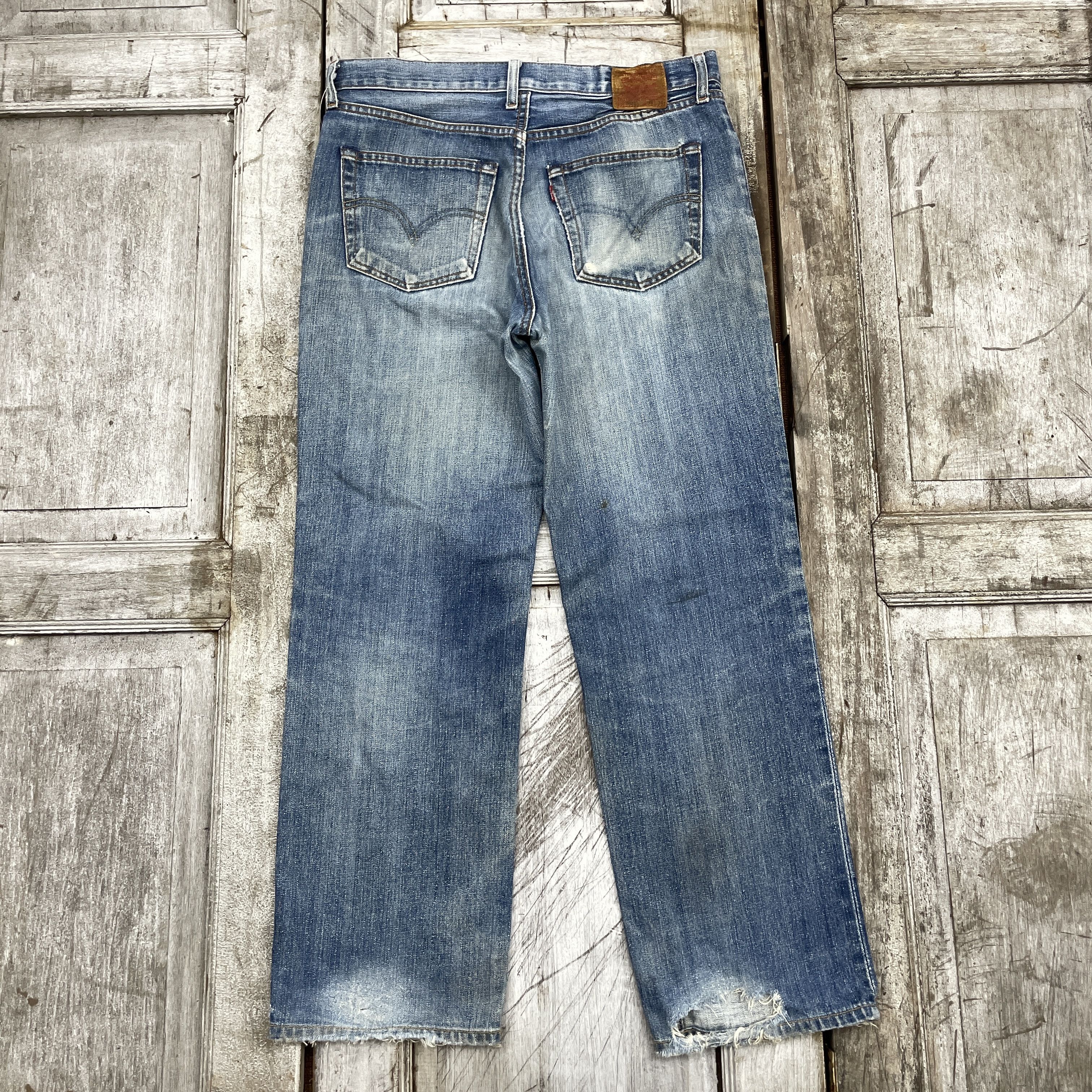 Japanese Brand Vintage Levi's 502 Distressed Jeans - wc 302 Size US 33 - 2 Thumbnail