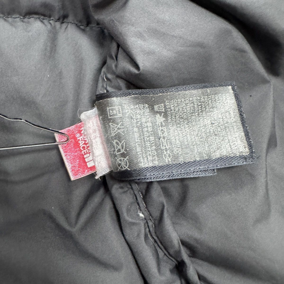 The North Face The North Face Retro 1996 Nuptse TNF Puffer Down Jacket Y2K Size US L / EU 52-54 / 3 - 19 Thumbnail