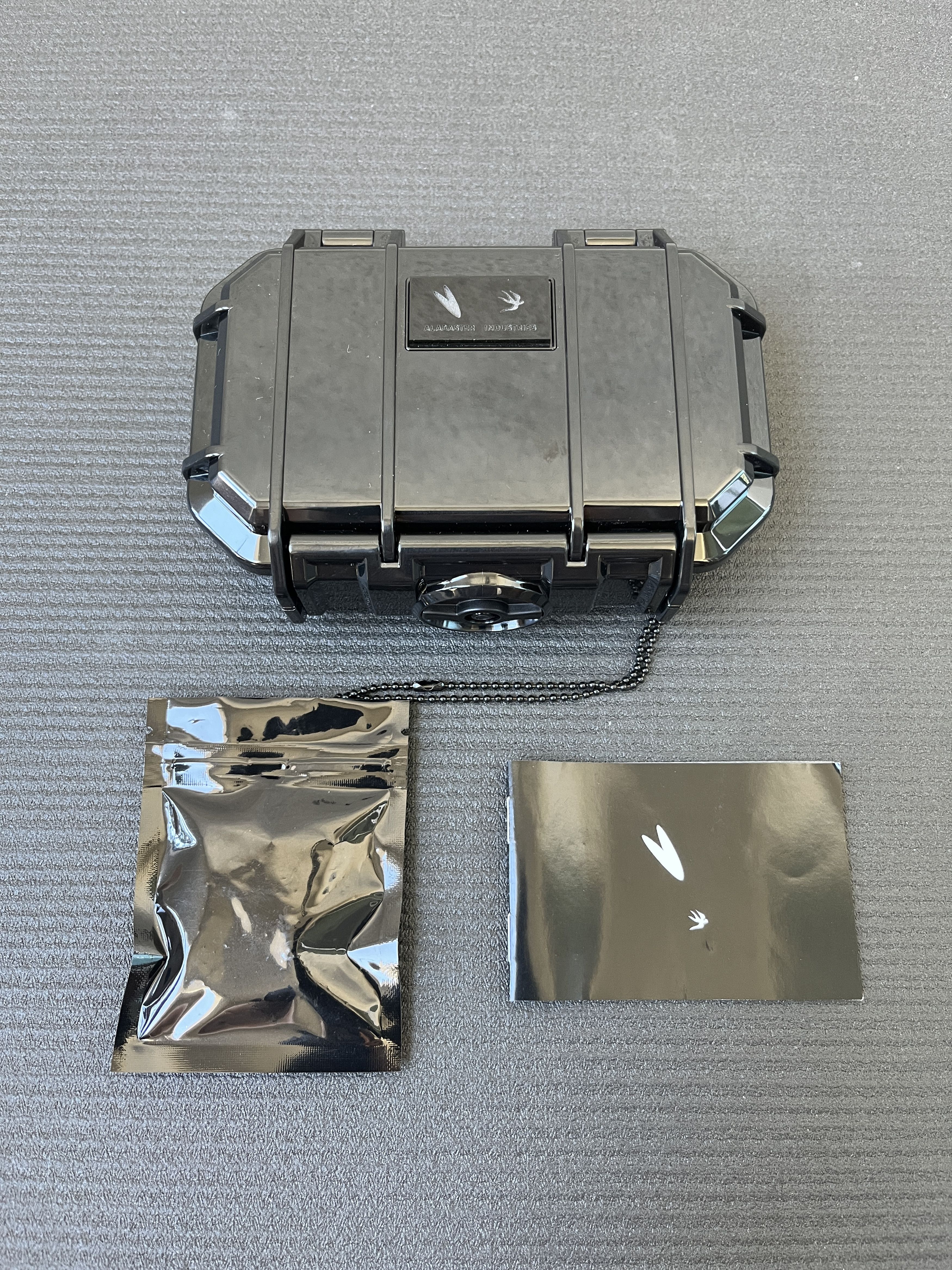 Alabaster Industries Alabaster Industries Tears Insignia Black Stainless Steel Size 40 - 12 Thumbnail