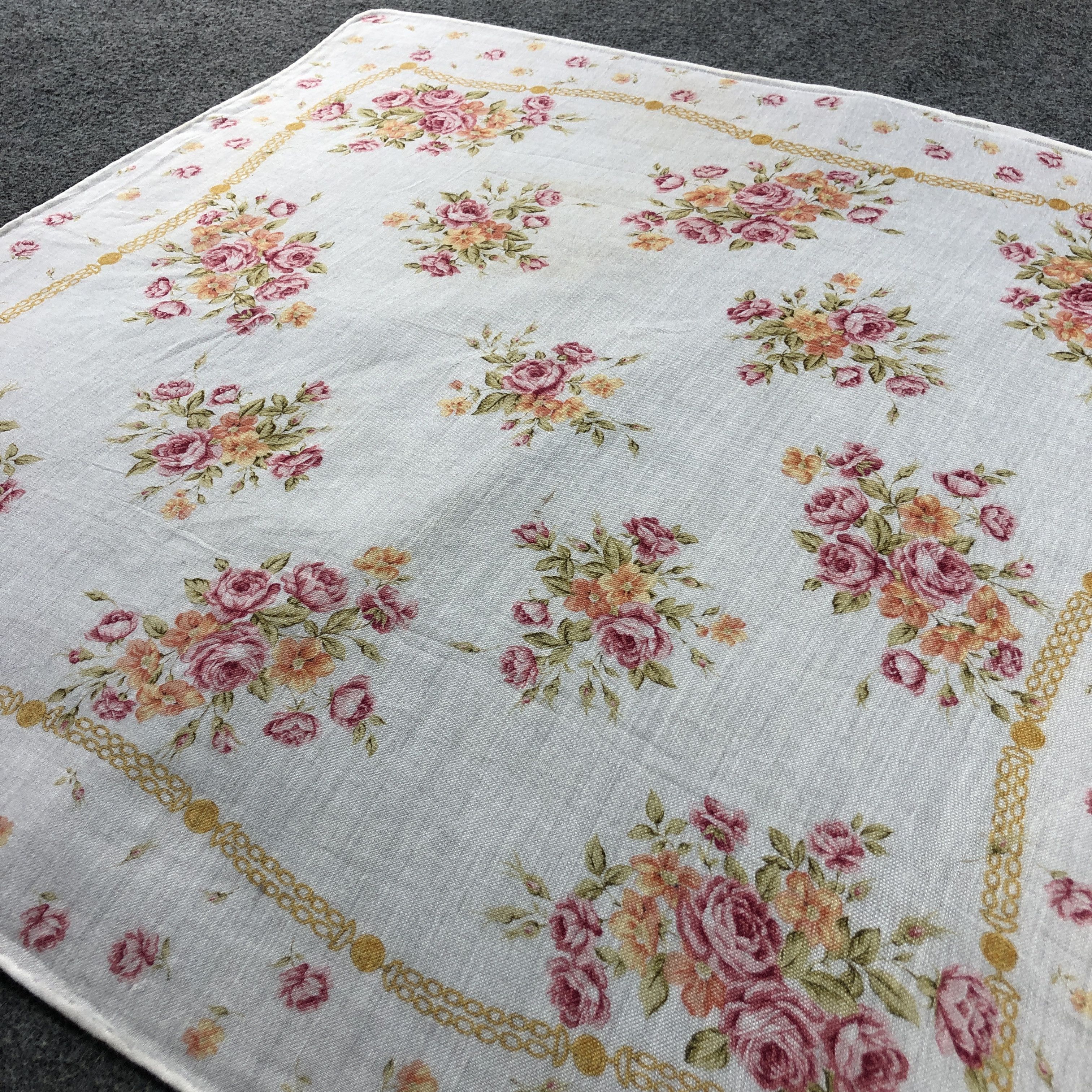 Burberry Burberrys Handkerchief Neckerchief Bandana H2798 Size ONE SIZE - 3 Thumbnail