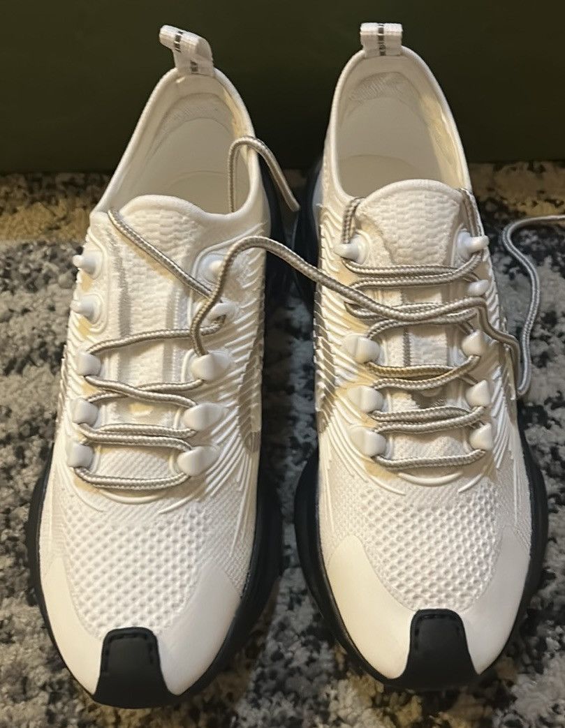 Gucci Gucci Run GG Sneaker White Grey Black Size US 6.5 / IT 36.5 - 5 Thumbnail