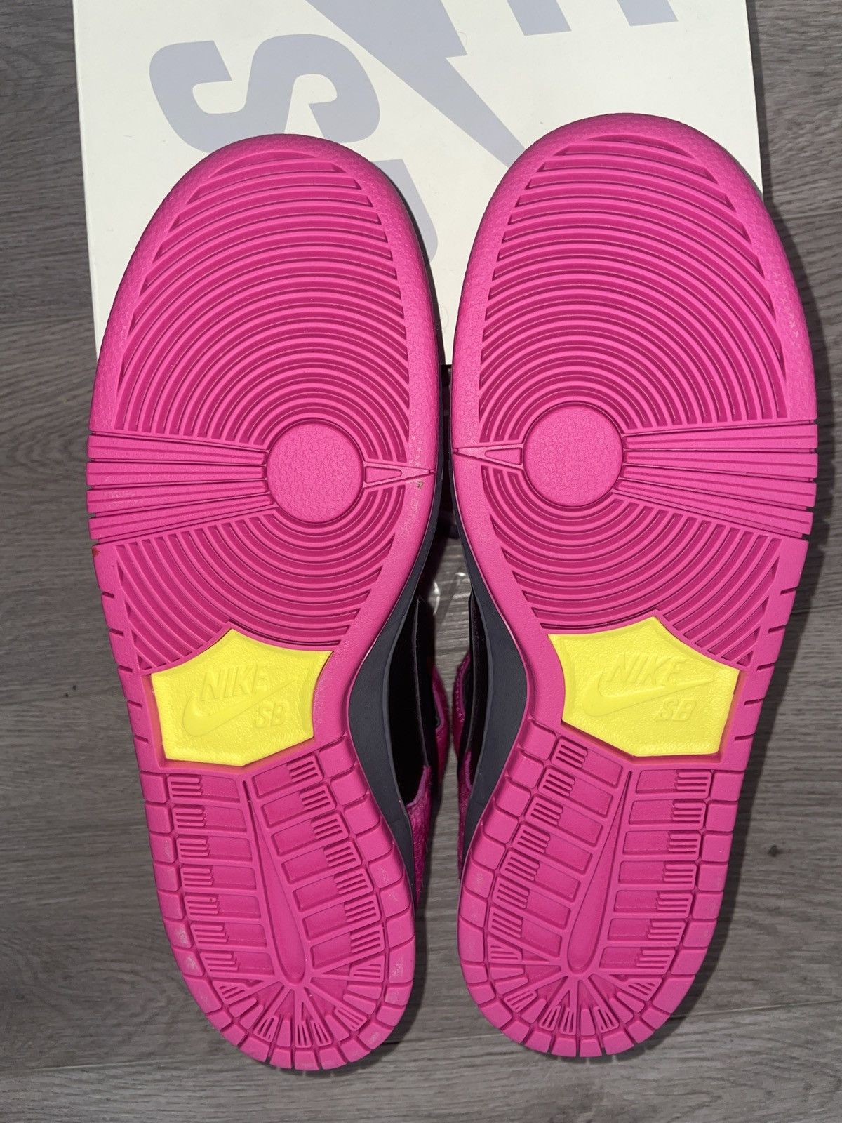 Nike SB Nike SB Run The Jewels Size US 9.5 / EU 42-43 - 3 Thumbnail