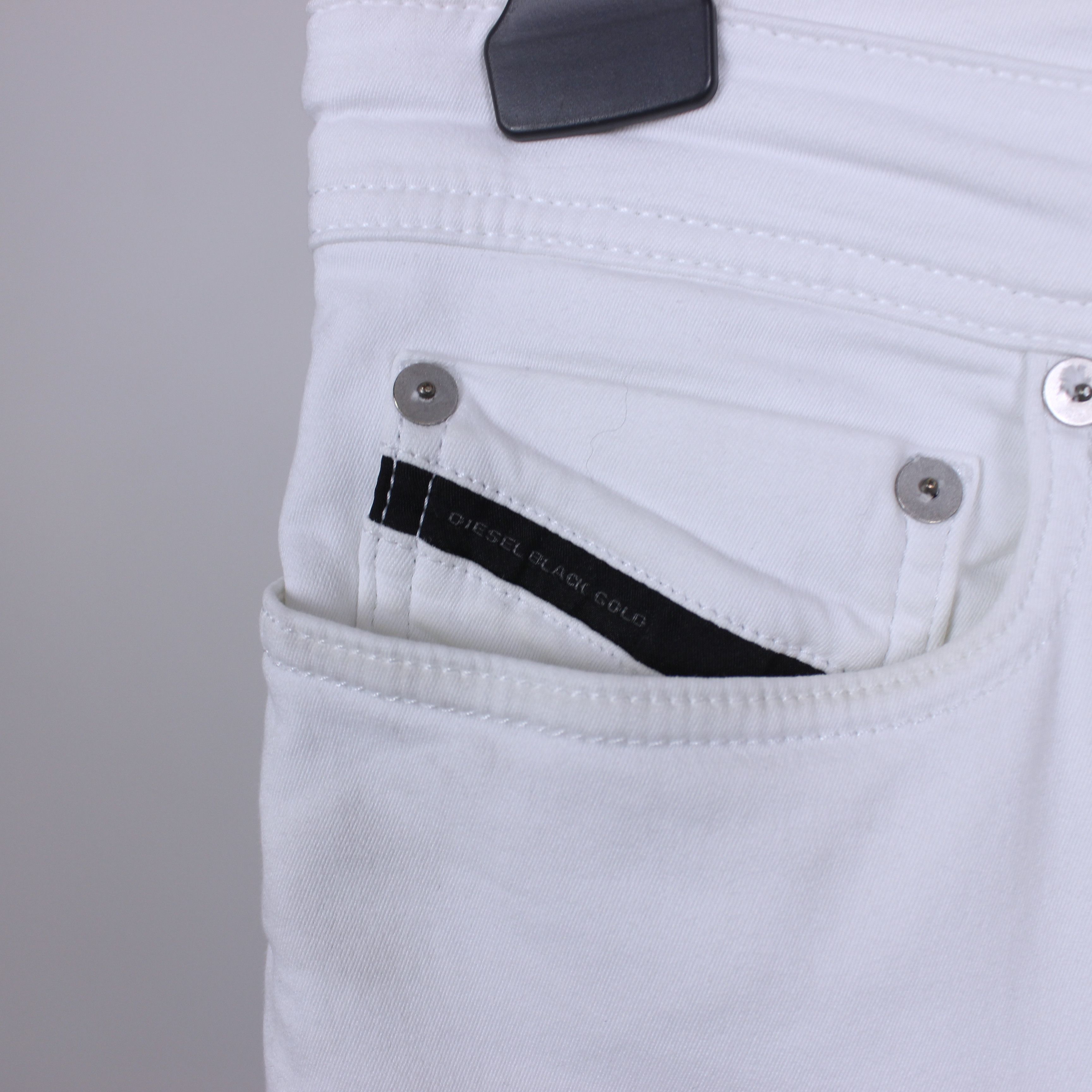 Diesel Diesel Black Gold shorts men cotton white 30 Size US 30 / EU 46 - 4 Thumbnail