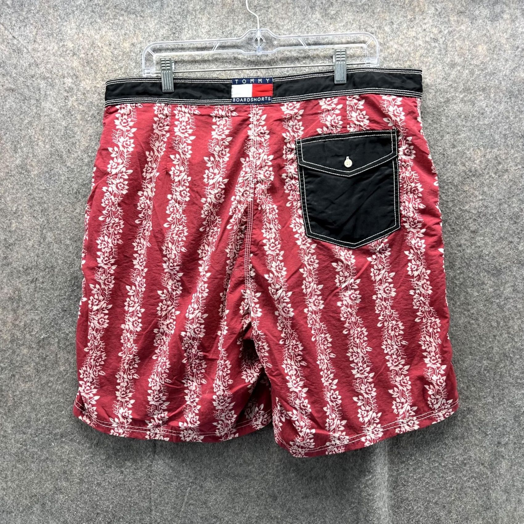 Tommy Hilfiger VINTAGE Tommy Hilfiger Shorts Men XL Red Striped Floral Nylon Swim Bottom Trunk Pool Swimwear Polyester Lining Size US 36 / EU 52 - 4 Thumbnail