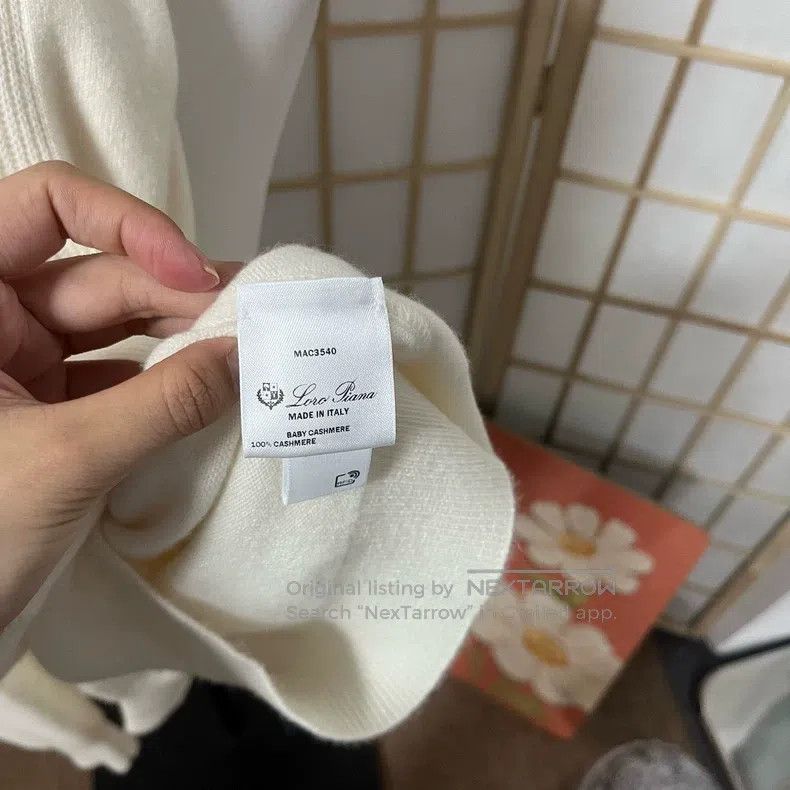 Loro Piana Loro Piana White cashmere hooded sweatshirt Size XS / US 0-2 / IT 36-38 - 4 Thumbnail