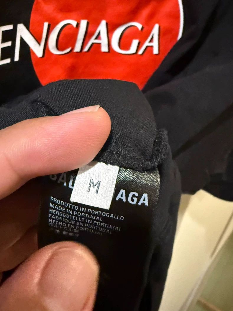 Balenciaga Balenciaga Black MasterCard logo short sleeve Size US M / EU 48-50 / 2 - 5 Thumbnail