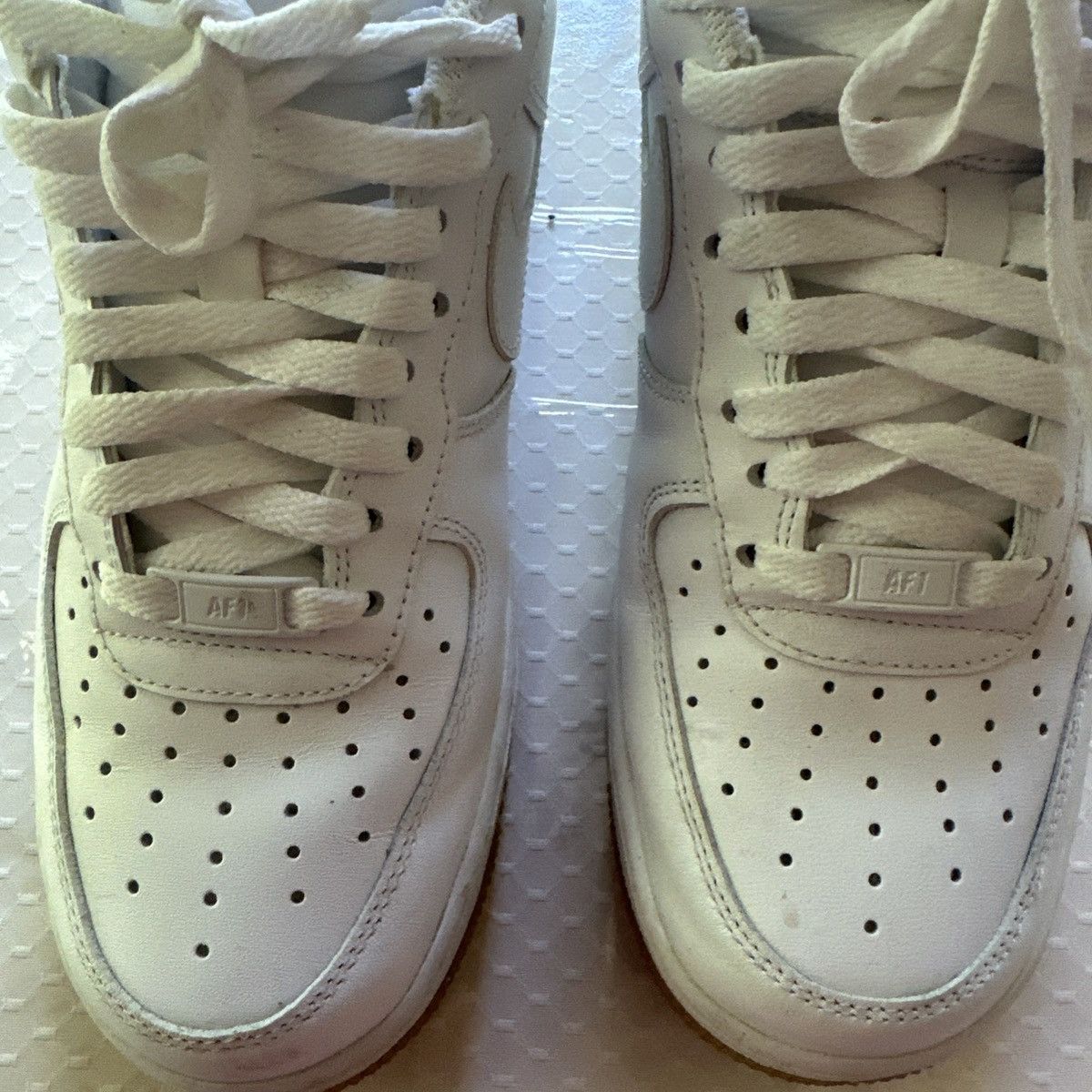Nike Nike Men's Air Force 1 Low Gum Sneakers White Size US 8 / EU 41 - 6 Thumbnail