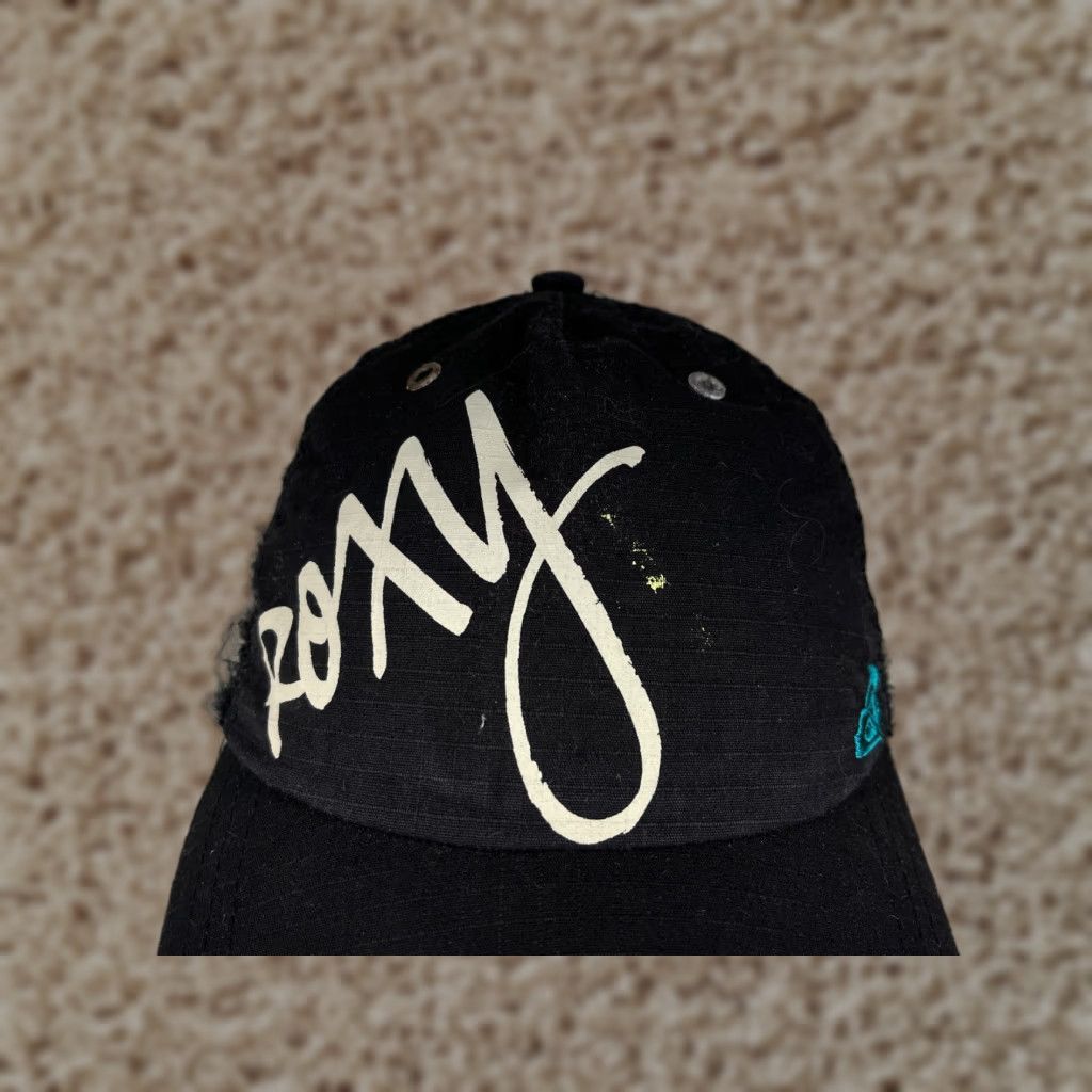 Vintage ROXY Hat Cap Snap Back Trucker Womens One Size Black Distressed Polyester Outdoor Logo Knit Pattern Solid Size ONE SIZE - 1 Thumbnail