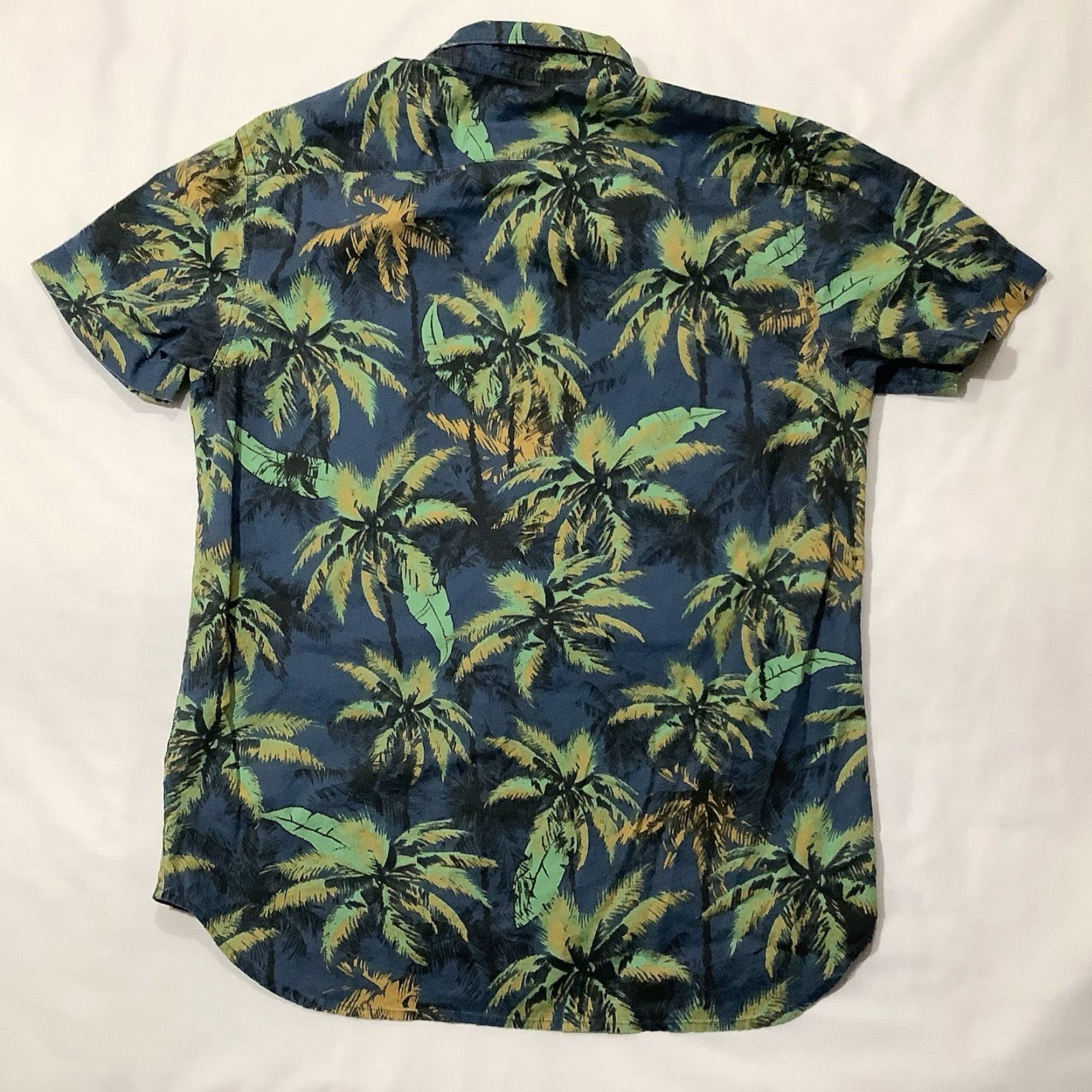 Quiksilver Quiksilver Shirt Mens Palm Tree Medium Hawai ian Modern Fit Button Up Short Sleeve Blue Cotton Spandex Size US M / EU 48-50 / 2 - 7 Thumbnail