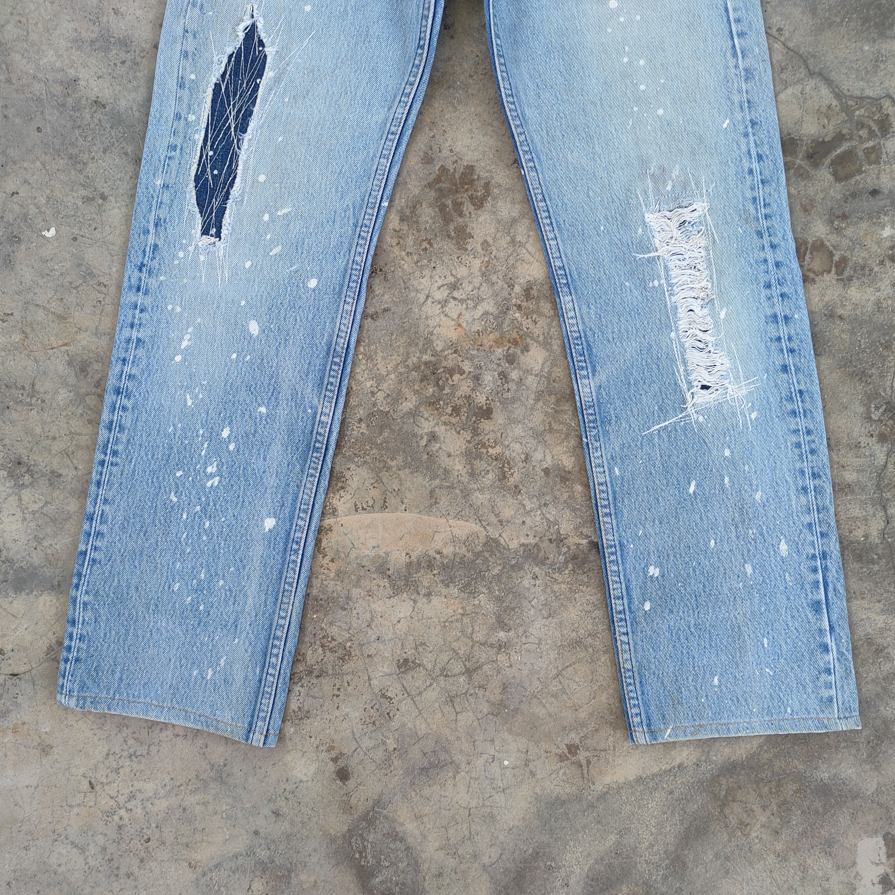 VINTAGE LEVI'S 501 92s USA FADED RIPPED JEANS DENIM PANTS