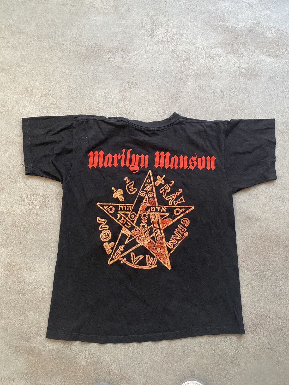 Band Tees × Marilyn Manson × Vintage marylin manson vintage print tee Size US M / EU 48-50 / 2 - 4 Thumbnail