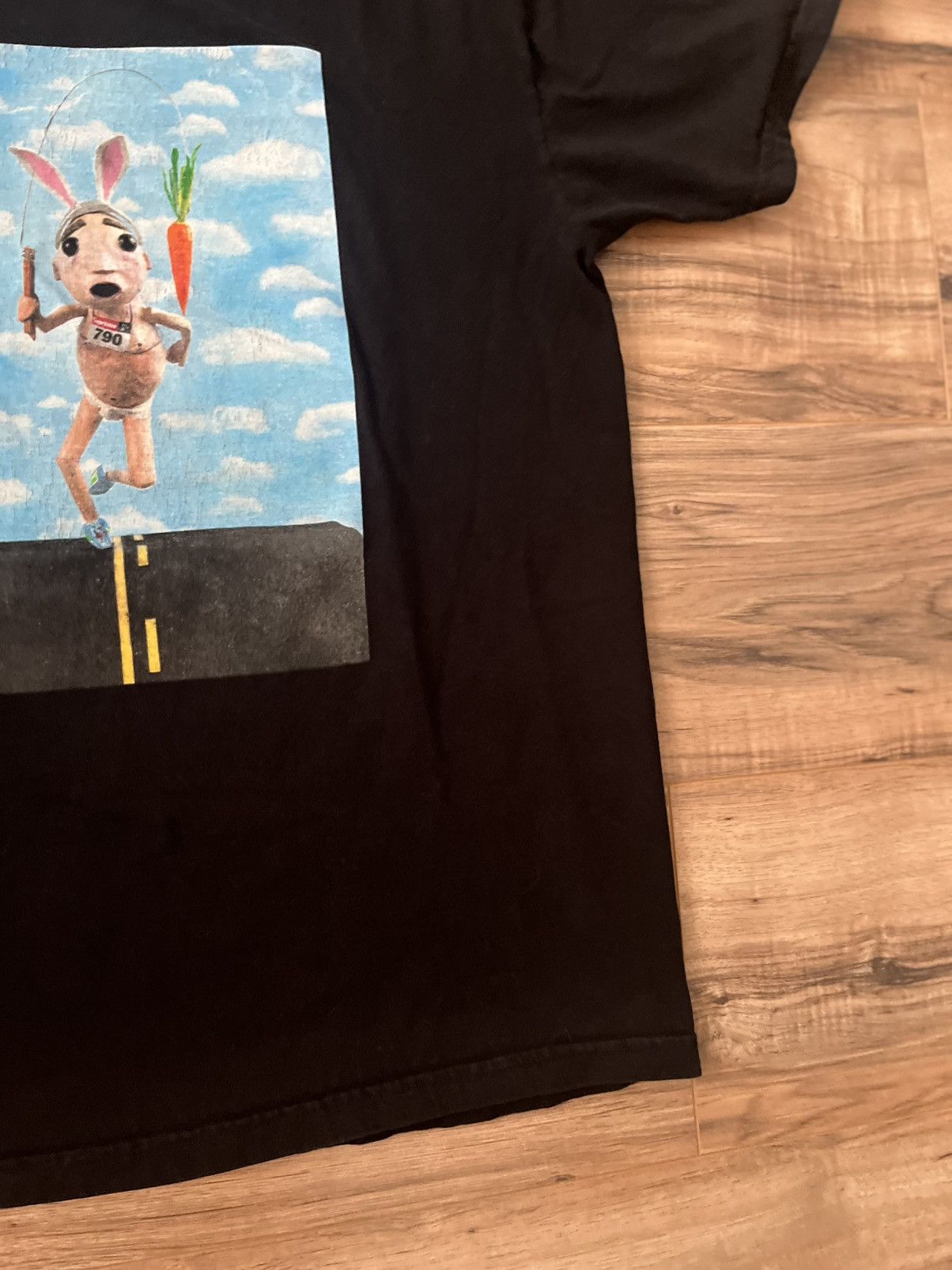 Supreme Supreme Mike Hill Runner Tee Size US L / EU 52-54 / 3 - 5 Thumbnail