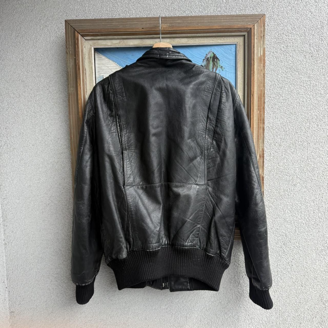 Vintage Black leather bomber jacket with zipper closure and pockets Size US M / EU 48-50 / 2 - 2 Thumbnail