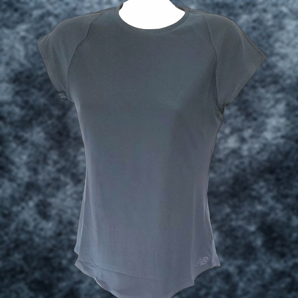 New Balance Womens New Balance Transform Black T-Shirt Athletic NB Tee WT01164 BK XS? Size S / US 4 / IT 40 - 1 Thumbnail