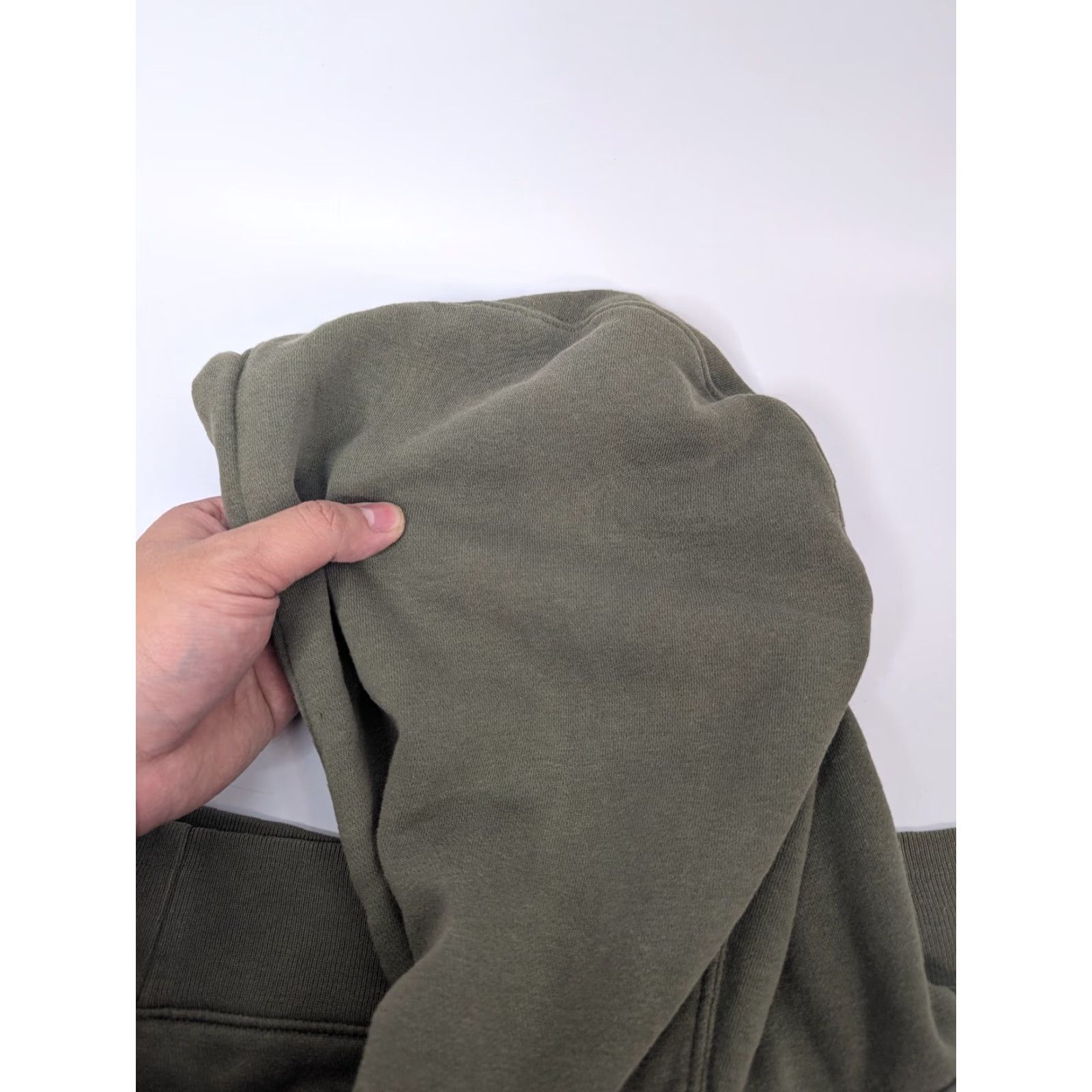 Under Armour Under Armour Mens Green Hoodie Drawstring Pockets Big Splash Clearance? (Note: Must be from original words only and no additions) Size US L / EU 52-54 / 3 - 6 Thumbnail
