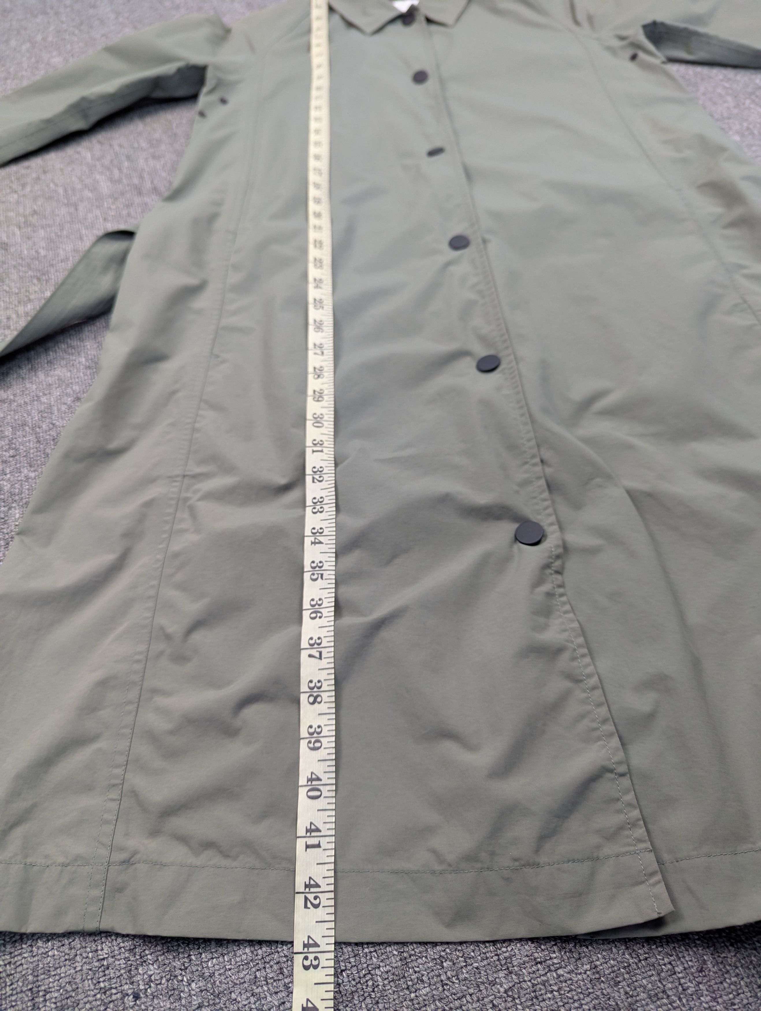 Christophe Lemaire Uniqlo And Lemaire Waterproof Trenchcoat Jacket Size US M / EU 48-50 / 2 - 22 Thumbnail