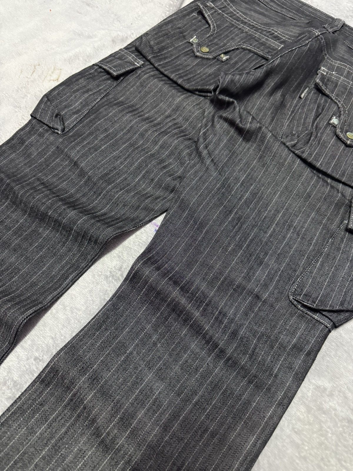 Tornado Mart Tornado Mart Japan Studded Herringbone Cargo Flared Jeans Size US 30 / EU 46 - 16 Thumbnail
