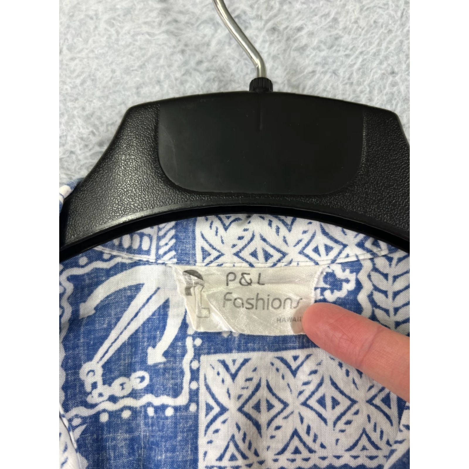 Vintage P&L Fashion Shirt Mens Blue White Floral Button-Up Casual Hawaiian Resort Aloha Travel M Medium Mens Shirts Size US M / EU 48-50 / 2 - 3 Thumbnail