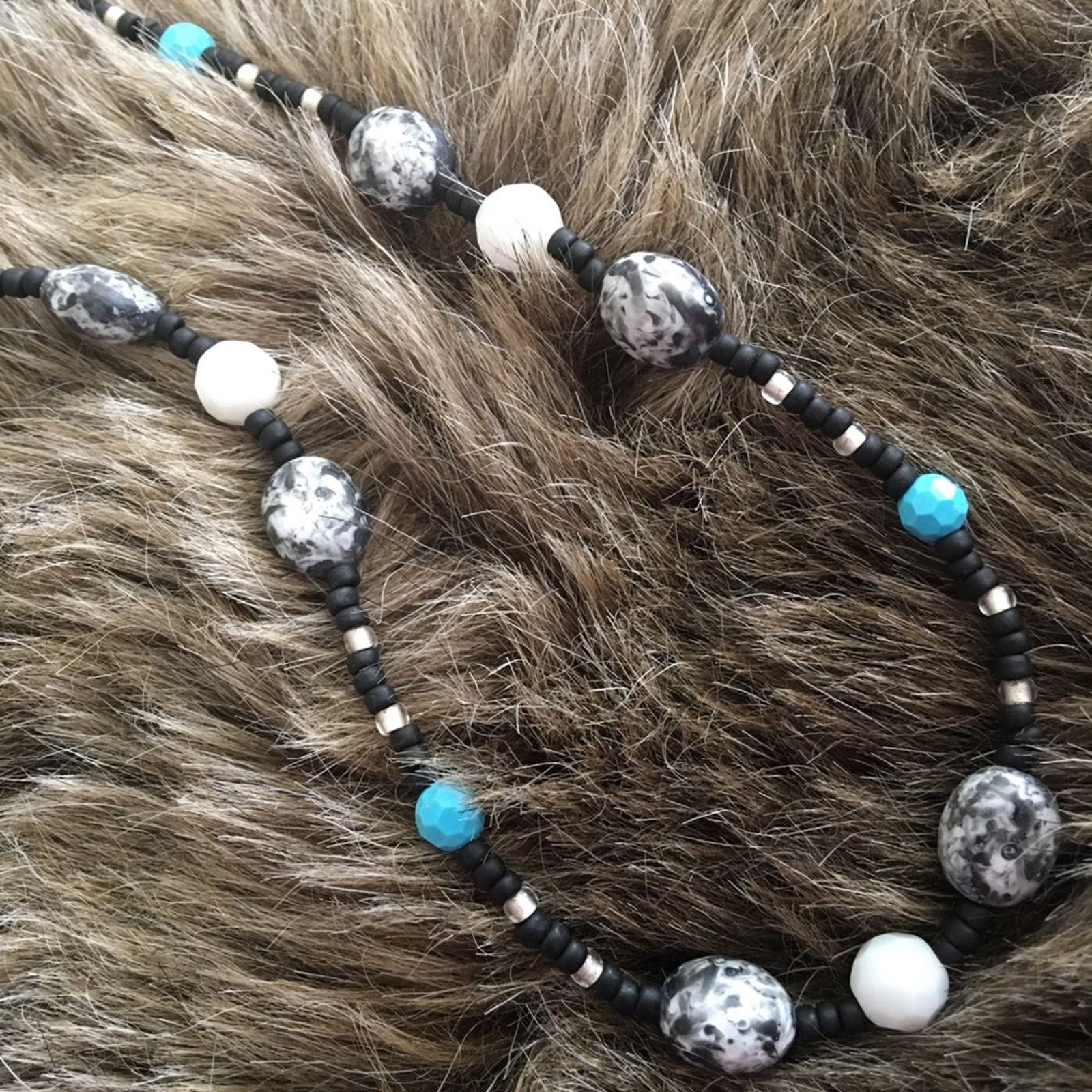 Handmade Gray marble and glass bead necklace Size ONE SIZE - 6 Thumbnail