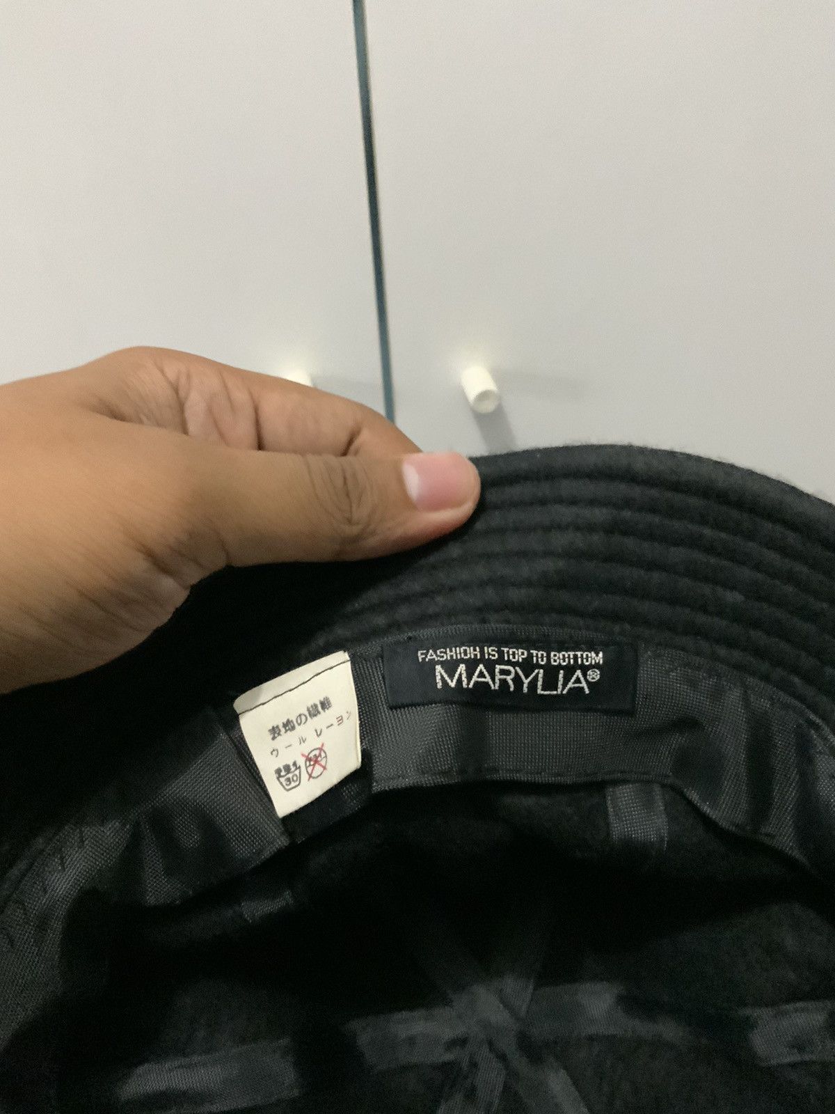 Japanese Brand Marylia Fashion Fur Bucket Hat Size ONE SIZE - 9 Thumbnail
