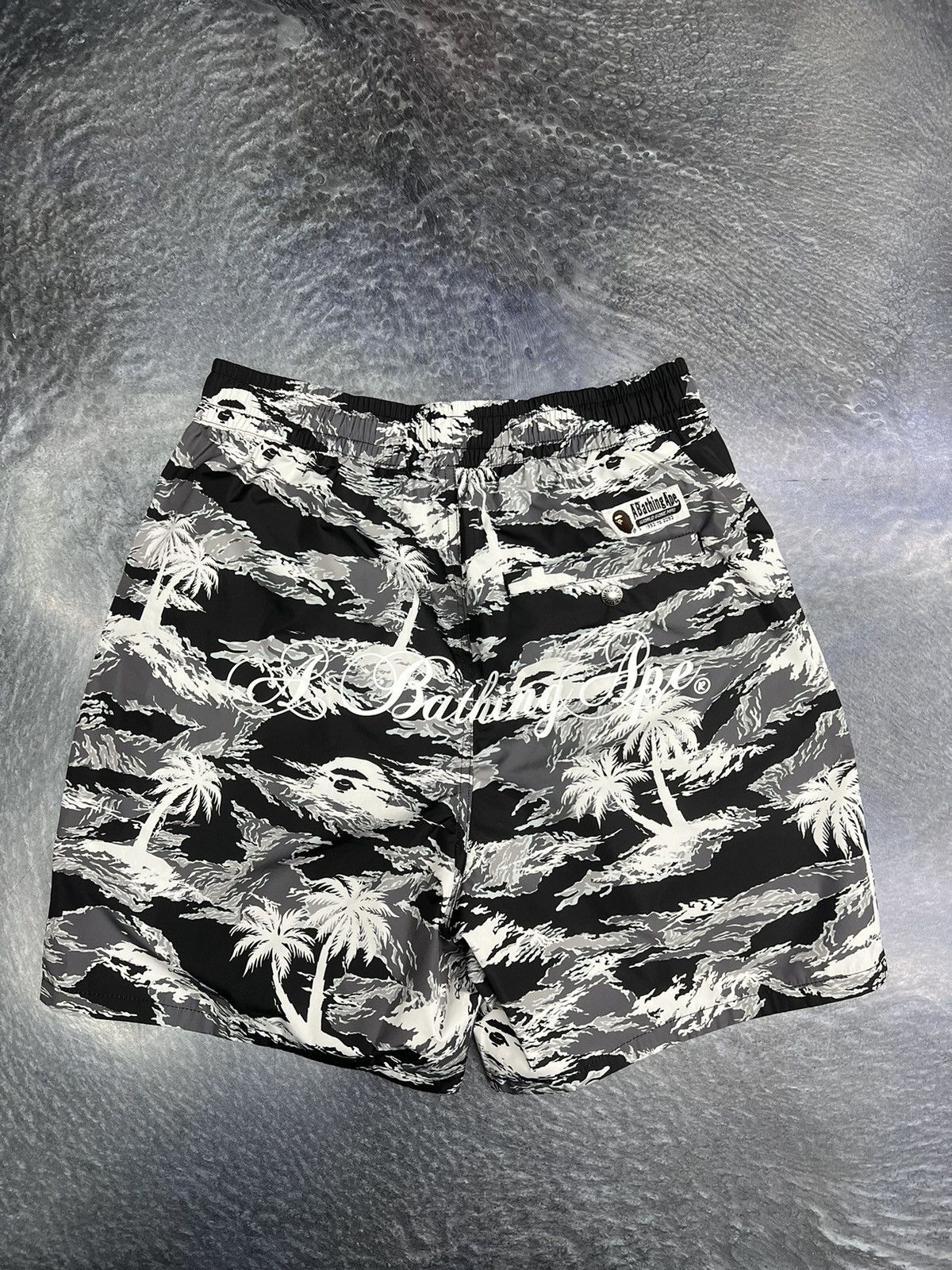 Bape Bape Palm Tree Camo Beach Shorts Size US 30 / EU 46 - 6 Thumbnail