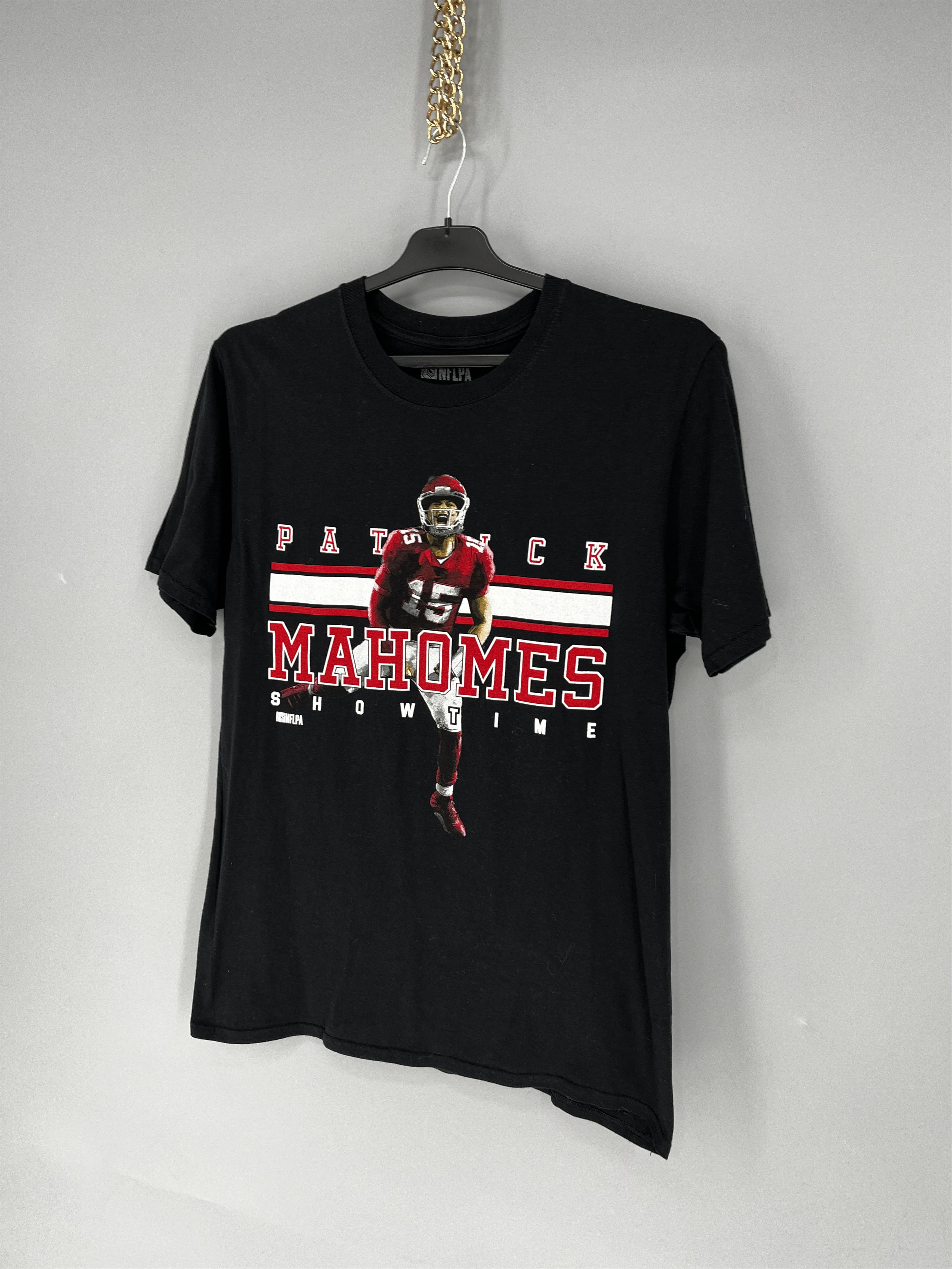 NFL PATRICK MAHOMES KANSAS CITY CHIEFS TSHIRT SHIRT NFL Football Size US M / EU 48-50 / 2 - 3 Thumbnail