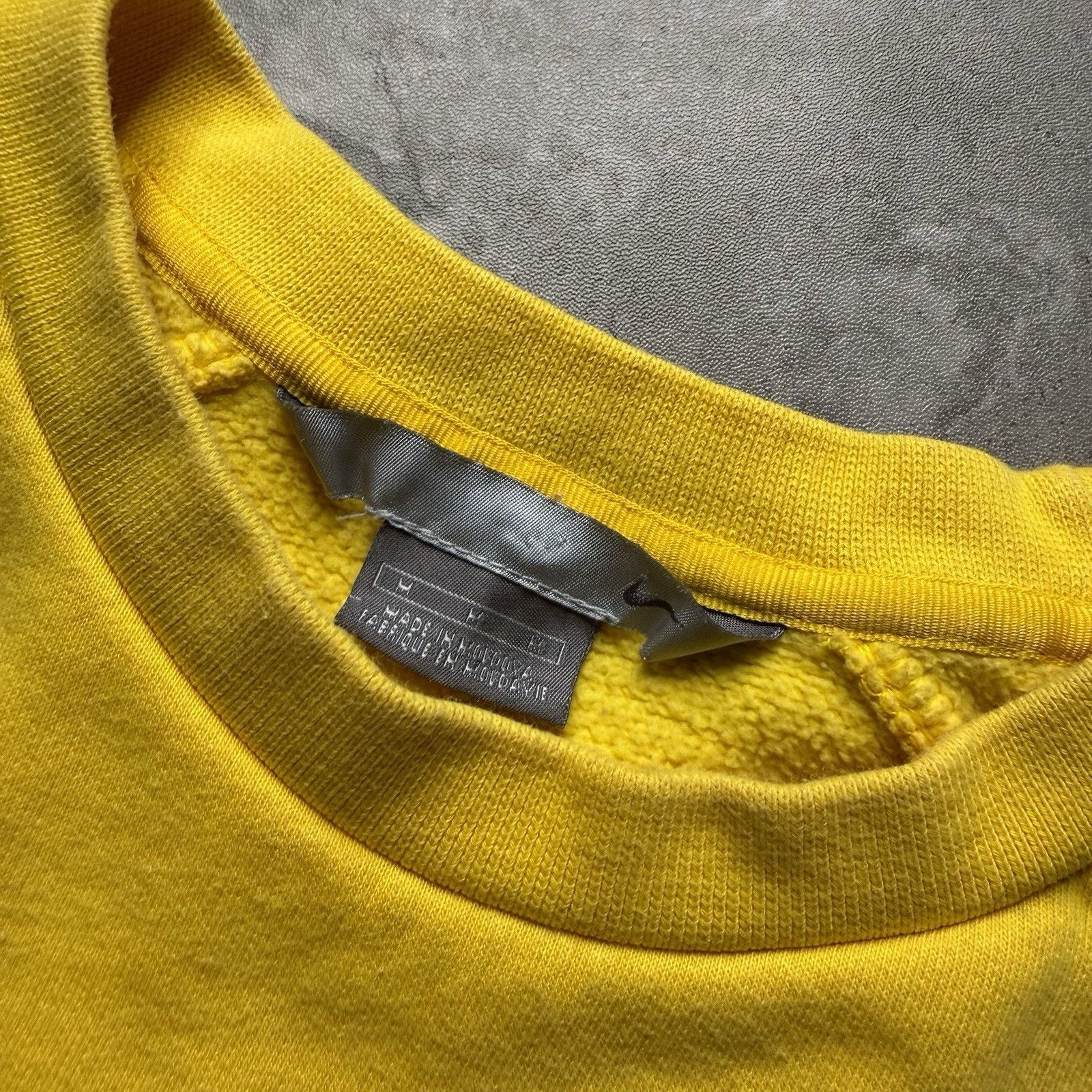 Nike Vintage 90s Nike Mini Swoosh Yellow Sweatshirt Silver Tag Size US M / EU 48-50 / 2 - 5 Thumbnail