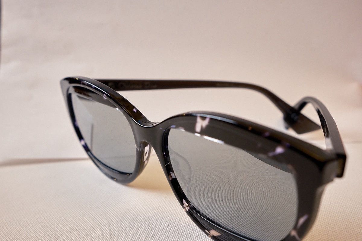 Dior Christian Dior Mania 2 AB8T4 Sunglasses Size ONE SIZE - 3 Thumbnail
