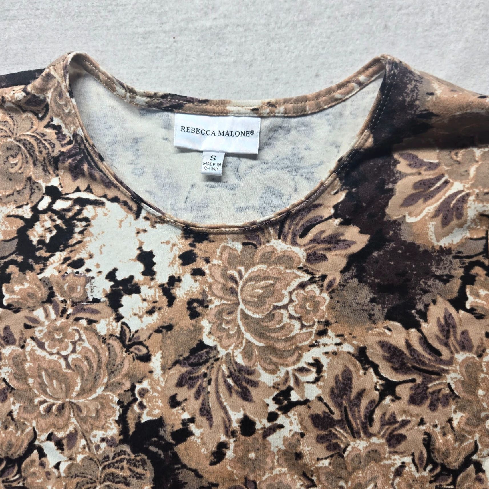 Vintage Rebecca Malone Shirt Women S Small Brown Floral Stretch Top Short Sleeve Size S / US 4 / IT 40 - 2 Thumbnail