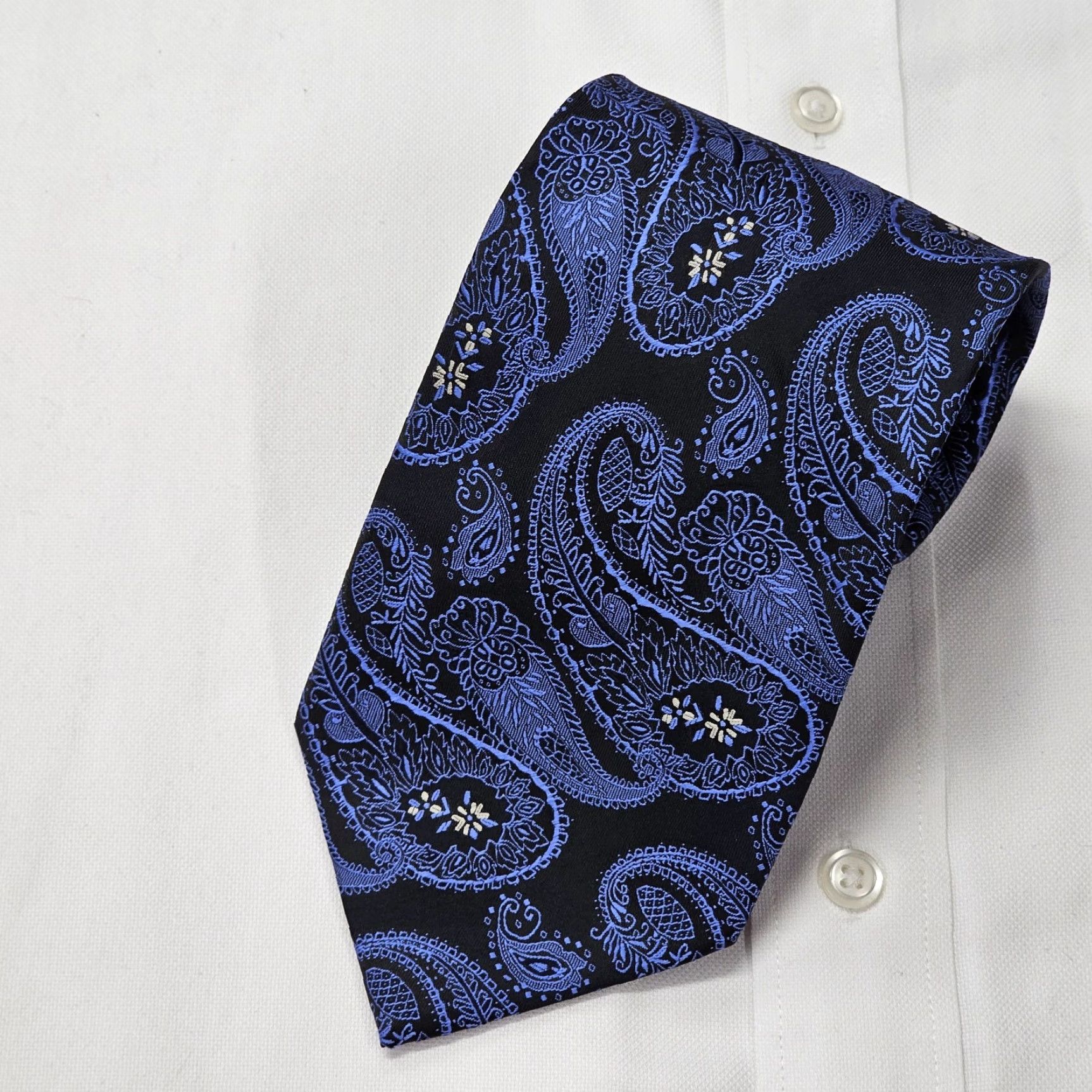Alexander Julian ALEXANDER JULIAN COLOURS Men's Silk Necktie Designer Paisley Blue EUC Office Tie 57.5" 3.75" Vintage Mens Size ONE SIZE - 2 Thumbnail