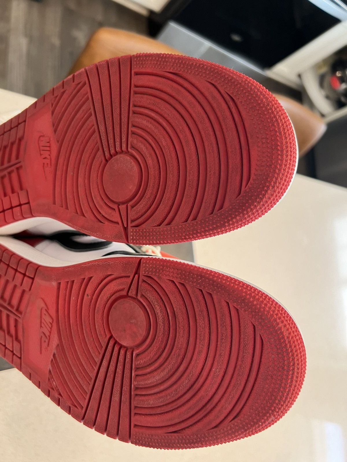 Jordan Brand Jordan 1 Retro Low OG (Black Toe) Size US 10.5 / EU 43-44 - 6 Thumbnail