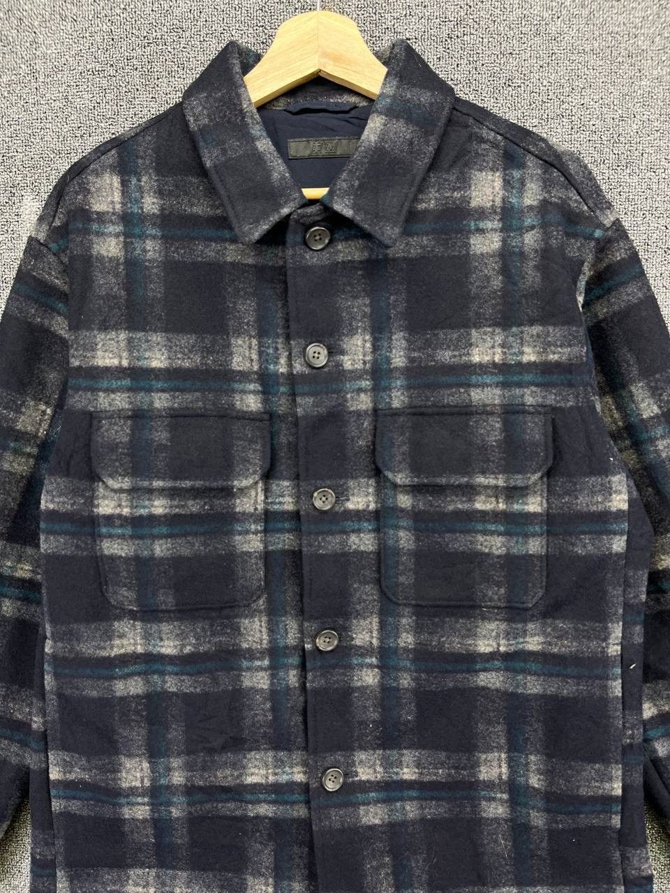 Flannel Vintage Uniqlo Shadow Plaid Button Up Flannel Jacket Size US M / EU 48-50 / 2 - 5 Thumbnail
