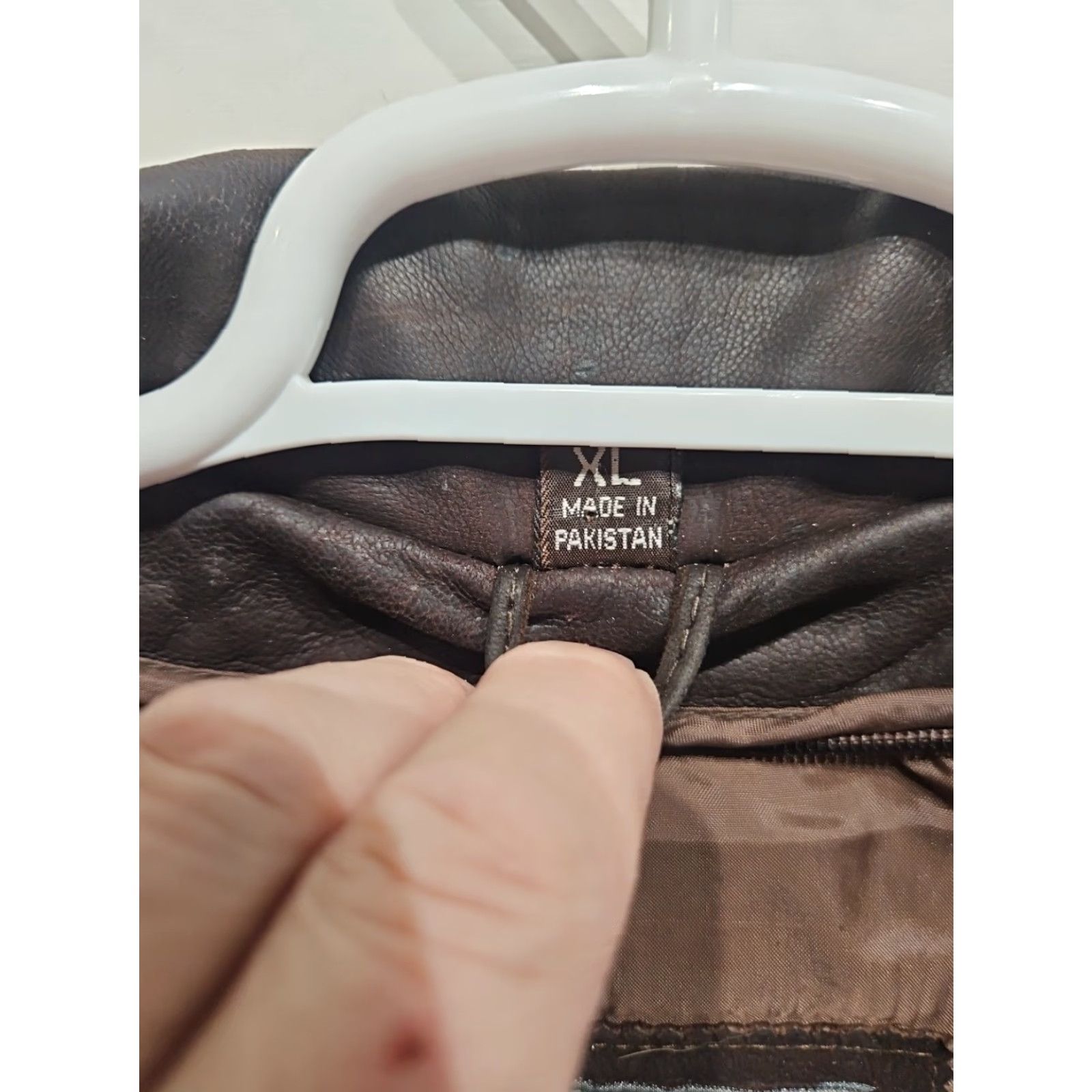 Vintage VINTAGE Adventure Bound Brown Suede Leather Jacket Coat Mens XL Western 90s Flight/Bomber Leather Bomber Jacket Mens XL Brown Zipper Size US XL / EU 56 / 4 - 3 Thumbnail