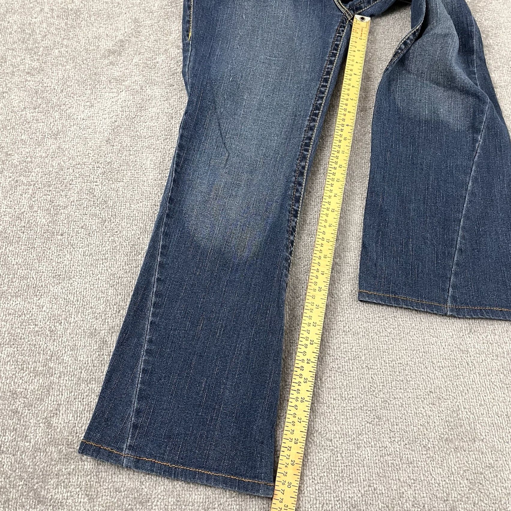 True Religion VINTAGE True Religion Jeans Womens 32 x 31 Flared Leg Denim Hip Hop Retro Blue Size 24" / US 00 / IT 34 - 7 Thumbnail