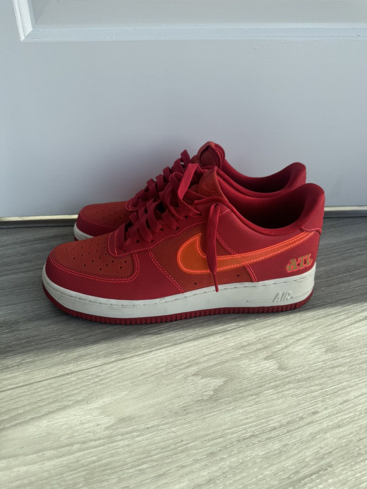 Nike Nike Air Force 1s ATL EDITION Size US 9.5 / EU 42-43 - 5 Thumbnail