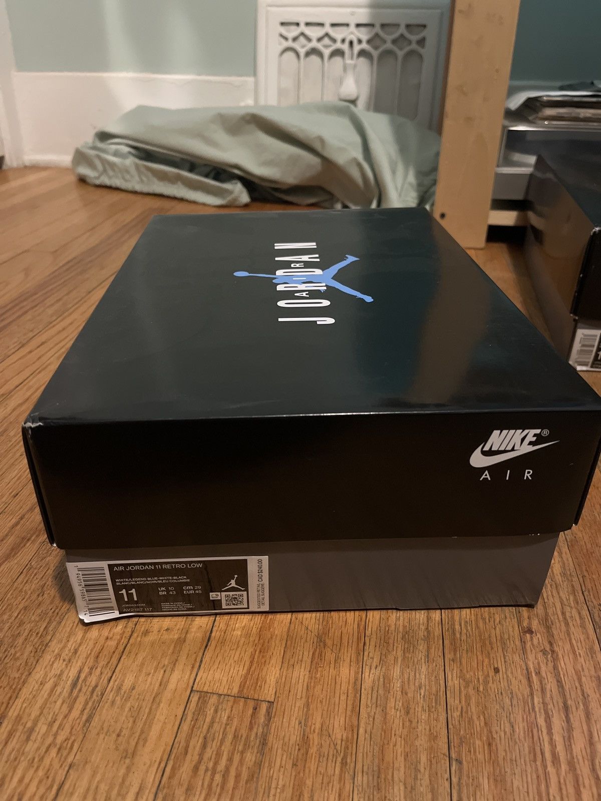 Jordan Brand Jordan 11 “Legend Blue” Size US 11 / EU 44 - 9 Thumbnail