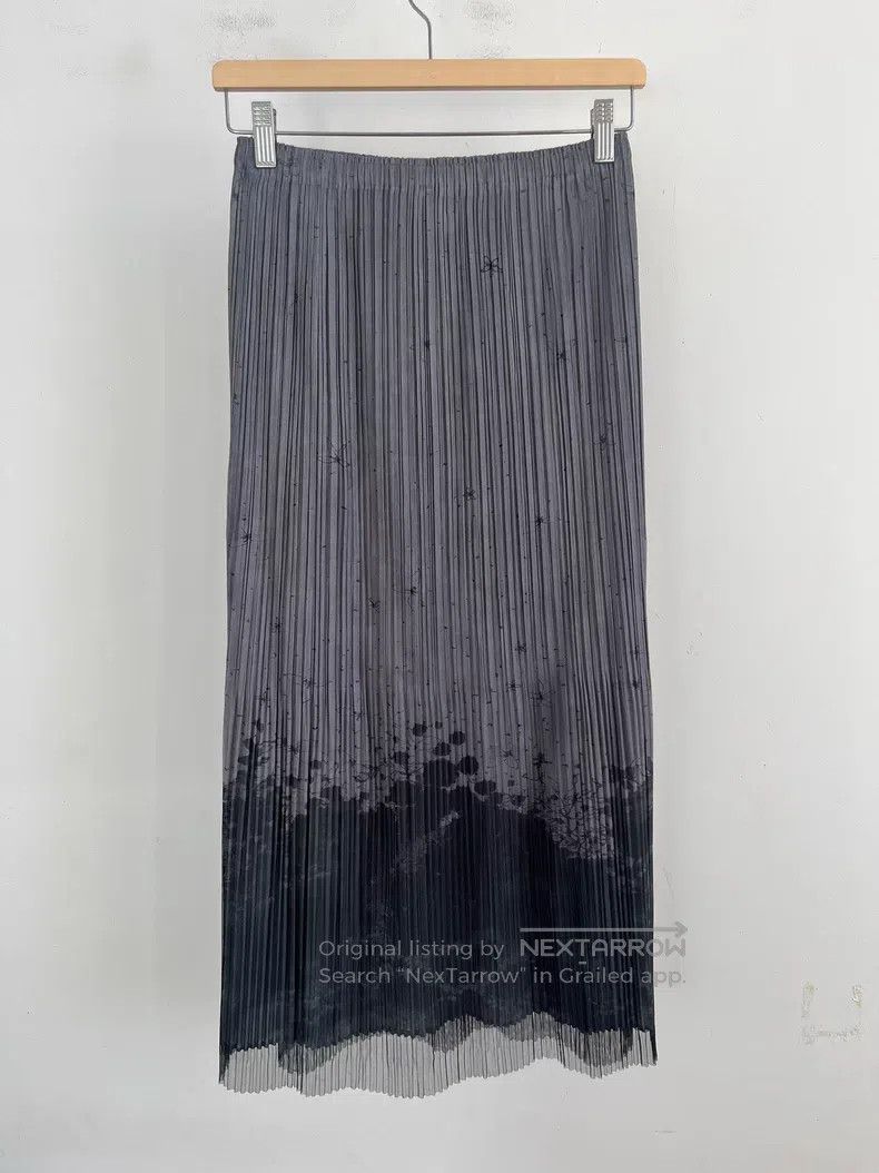 Issey Miyake Issey Miyake size:3 Gray Midi Skirt Size 22" - 2 Thumbnail