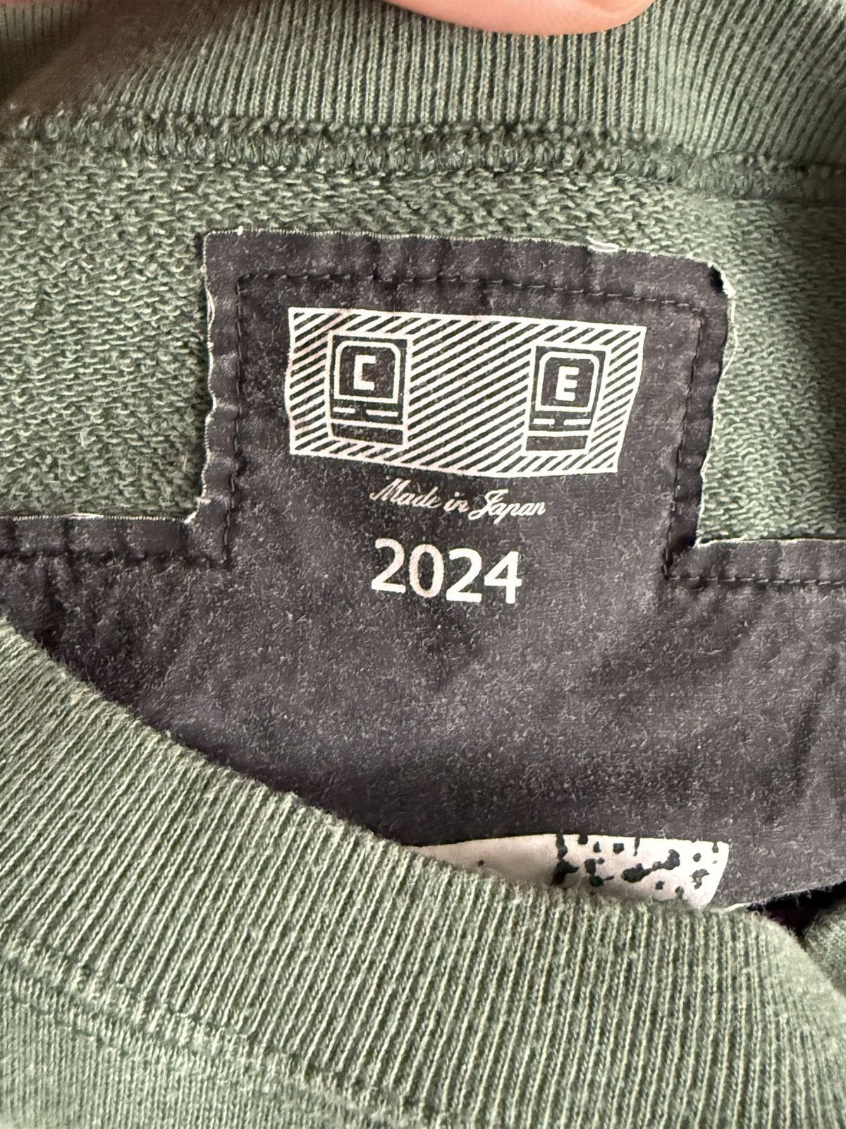 Cav Empt CAV EMPT - WASHED VS 8b CREW NECK Size US XL / EU 56 / 4 - 4 Thumbnail