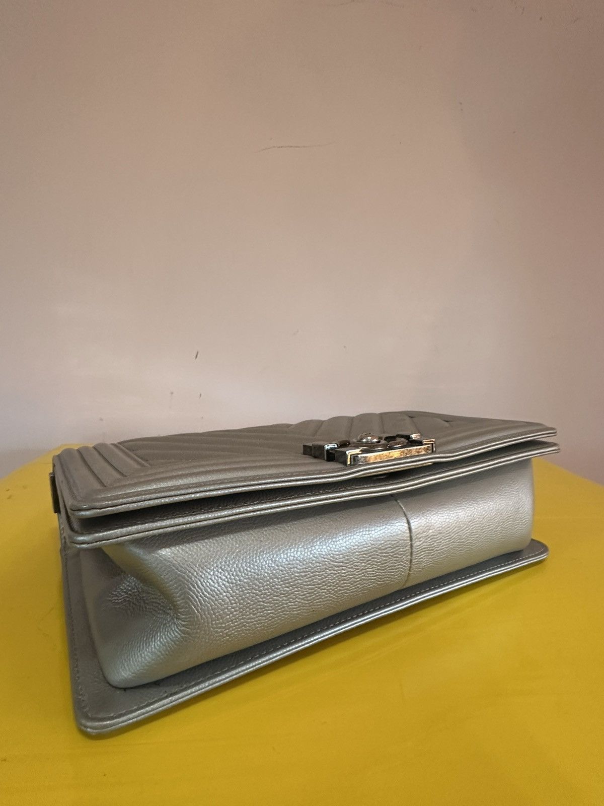 Chanel Chanel Boy Bag Medium Size ONE SIZE - 8 Thumbnail