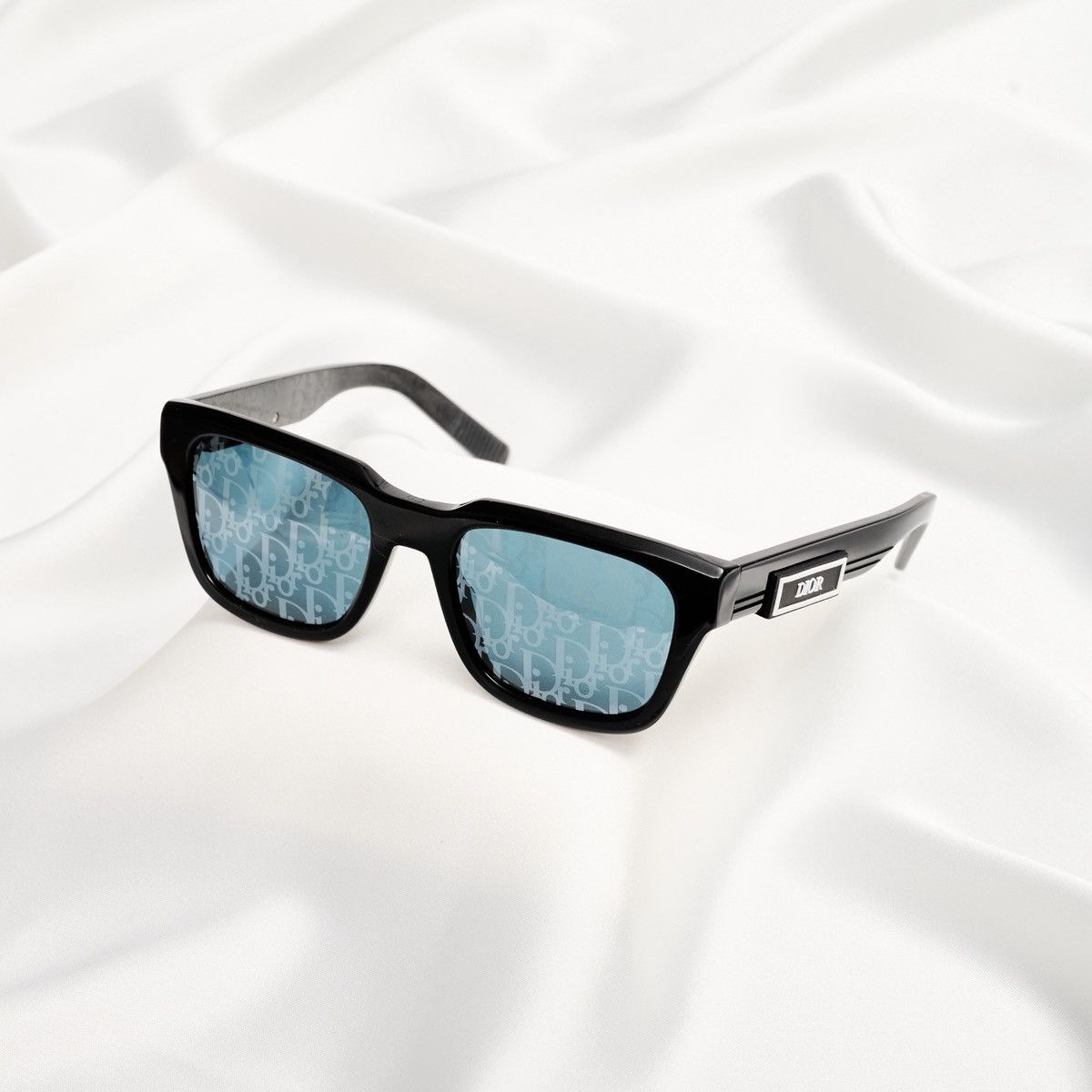Dior DIOR DIORB23 S1I 10B8 SUNGLASSES Size ONE SIZE - 1 Thumbnail
