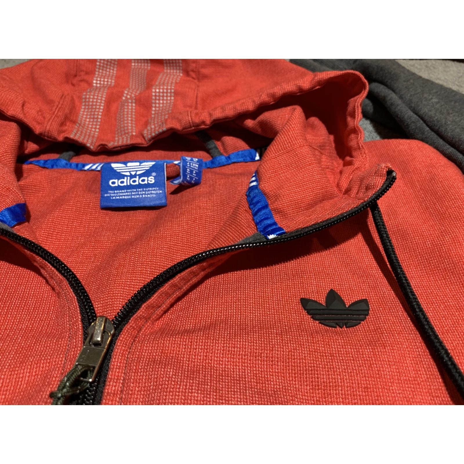 Adidas ADIDAS Mens Red Gray Hooded Track Jacket 3 Stripes Trefoil Logo Size M Athleisure Size US M / EU 48-50 / 2 - 4 Thumbnail