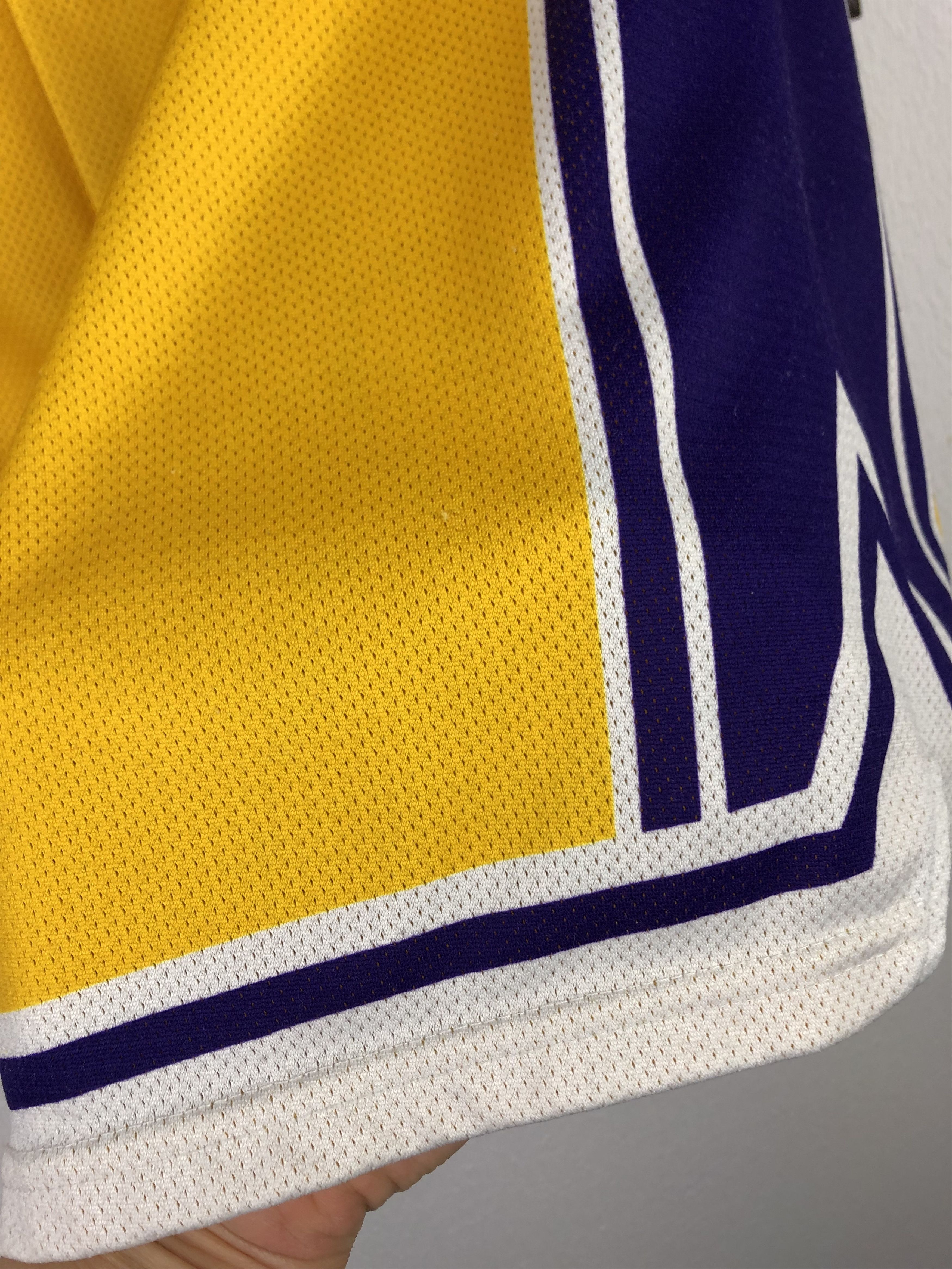 Champion Vintage 90's Champion Los Angeles Lakers NBA Shorts XL Size US 38 / EU 54 - 13 Thumbnail