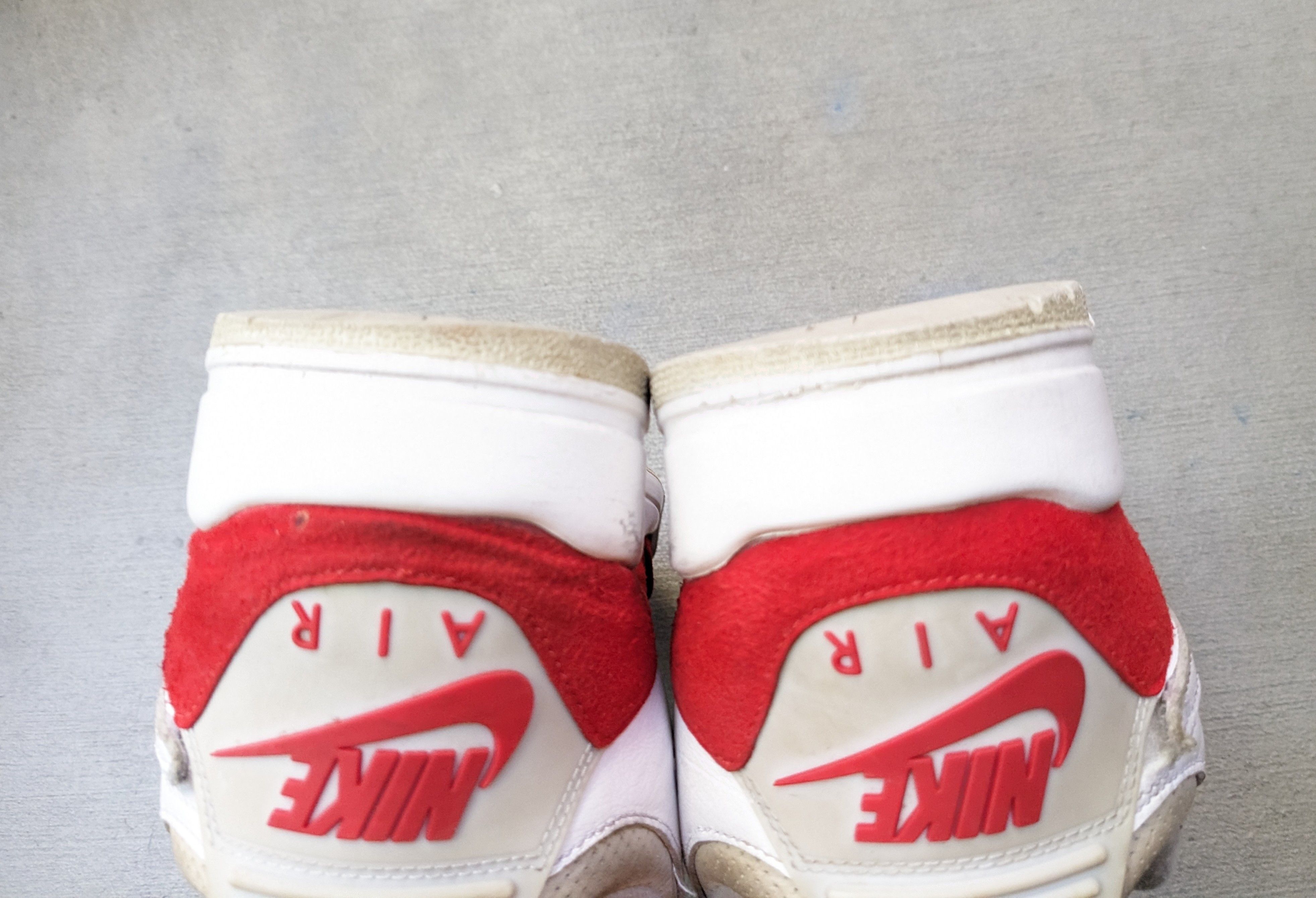 Jordan Brand Nike Jordan 3 Retro Tinker Air Max 1 Red White CJ0939-100 Size US 10 / EU 43 - 18 Thumbnail