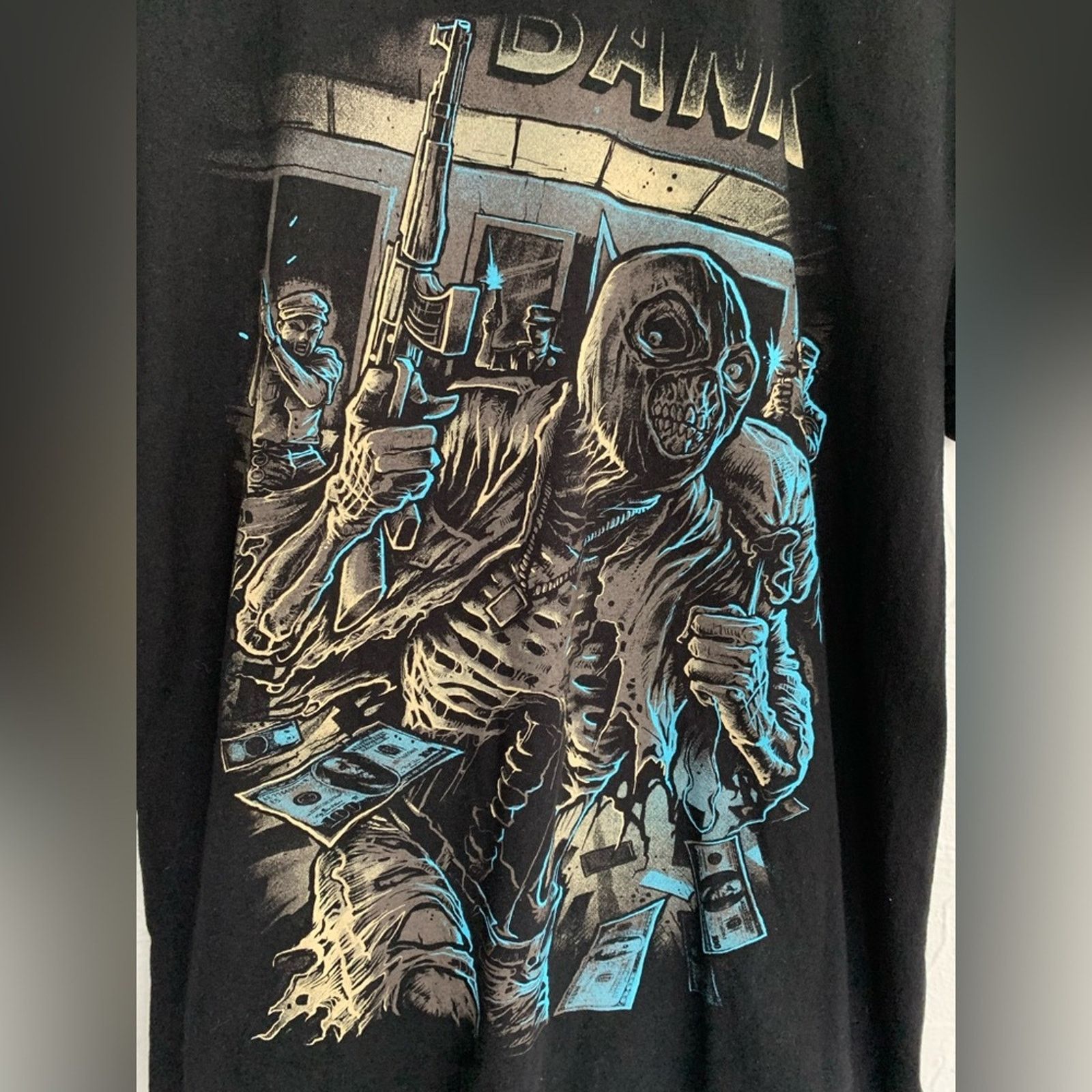 Vintage VINTAGE Y2K BANK ROBBER SKULL GRAPHIC TEE SHIRT SICK Size US M / EU 48-50 / 2 - 2 Thumbnail