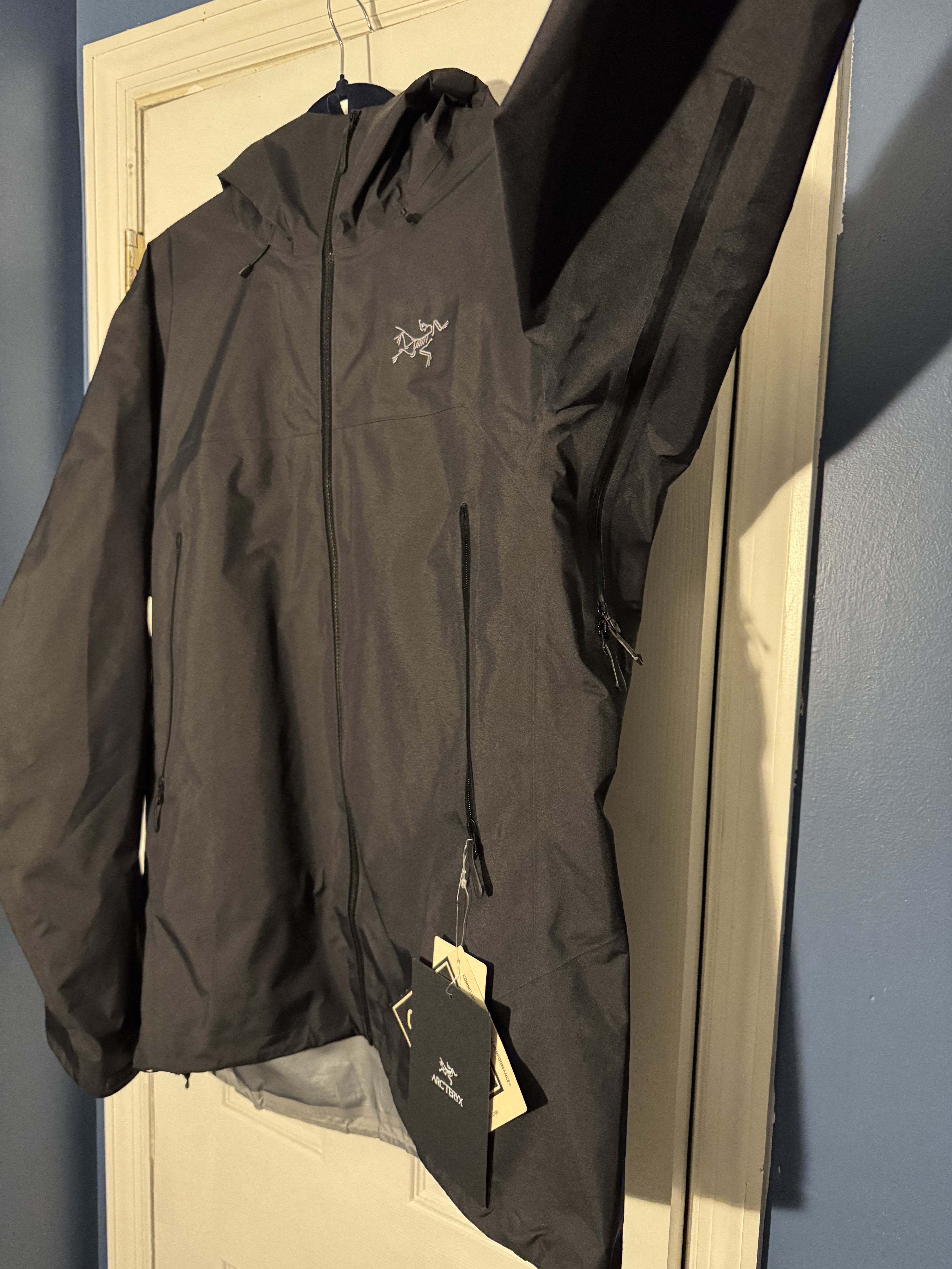 Arc'teryx BNWT Arc’teryx Beta SL jacket Size US L / EU 52-54 / 3 - 3 Thumbnail