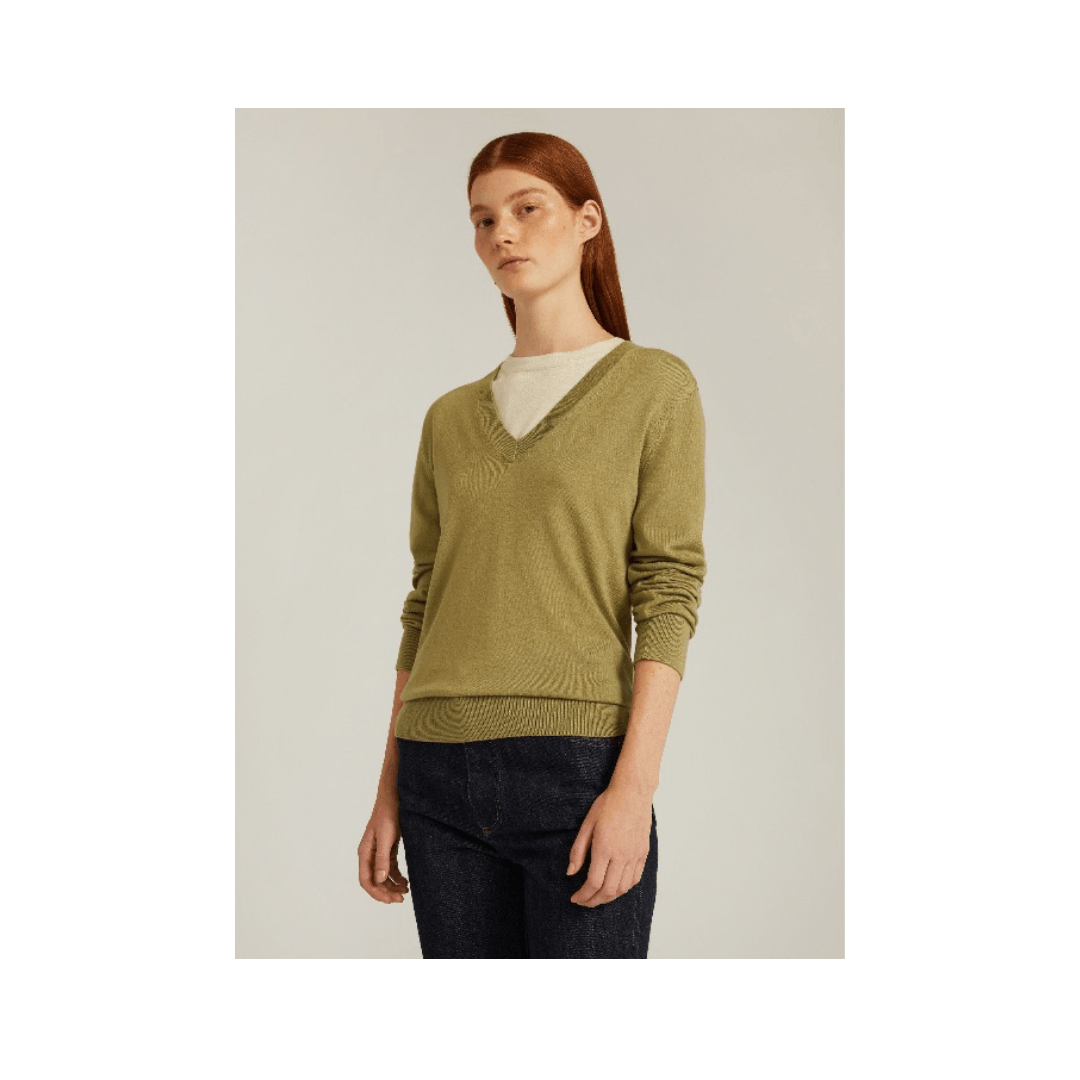 Loro Piana o1srvl11e1224 Neo Piuma V-Neck Sweater in Olive Green Size XS / US 0-2 / IT 36-38 - 2 Thumbnail