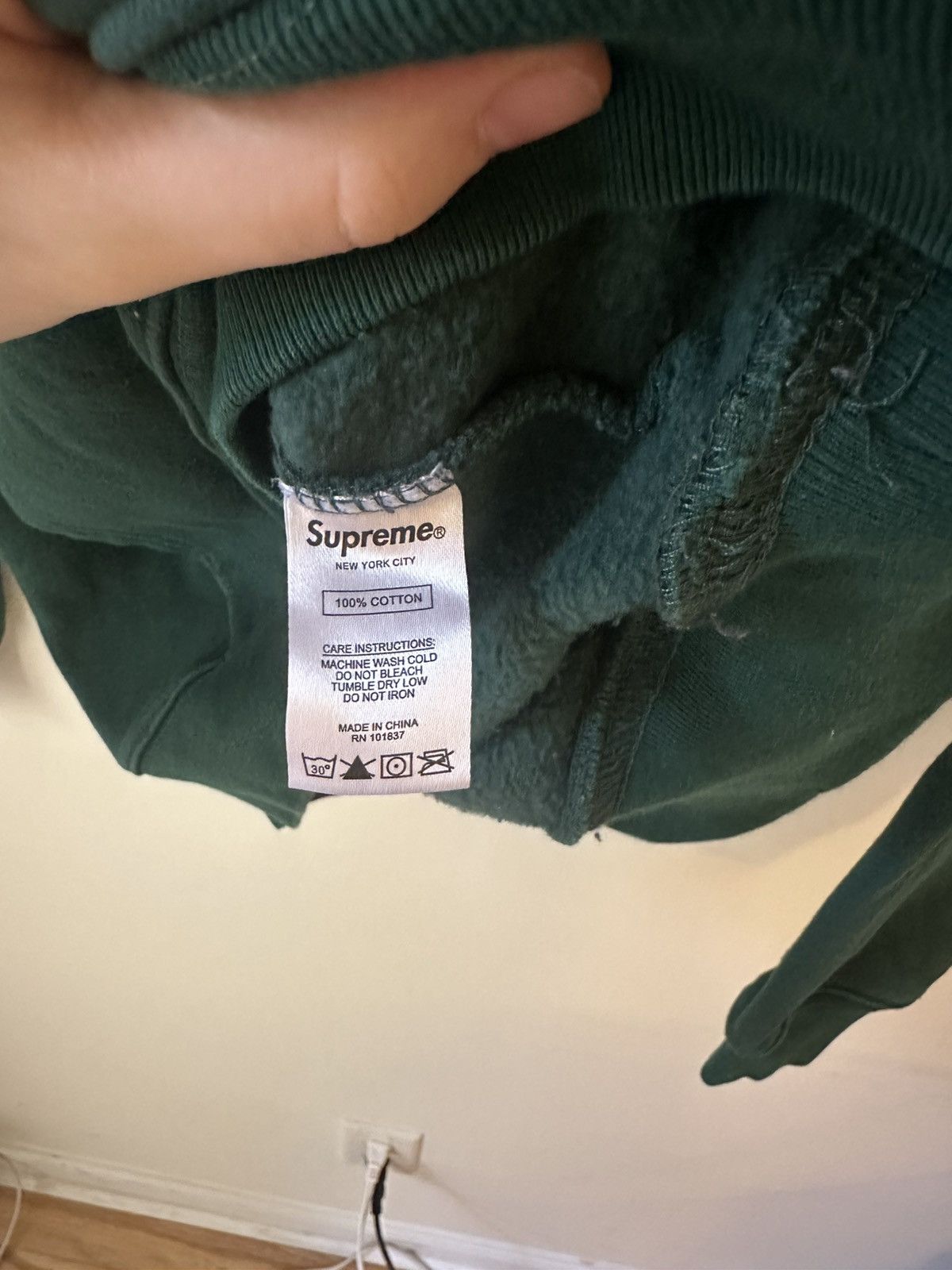 Supreme Supreme Spread Logo Hooded Sweatshirt Size US S / EU 44-46 / 1 - 8 Thumbnail