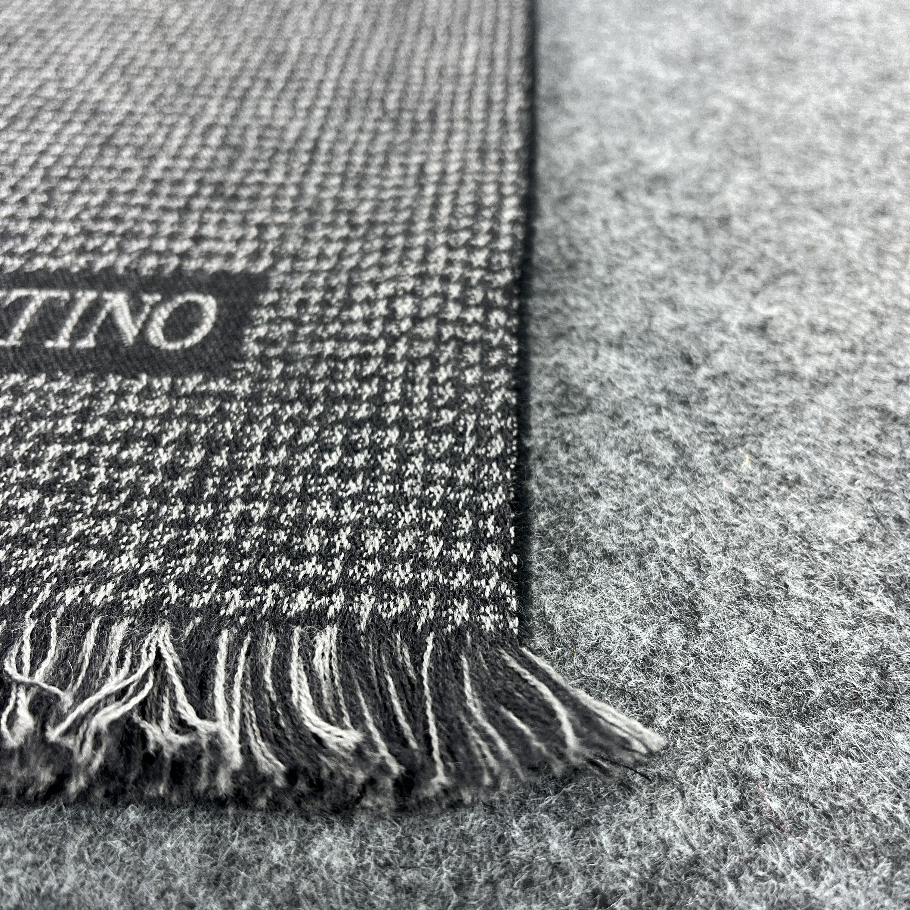 Valentino Valentino Scarf / Muffler / Neckwear T1318 Size ONE SIZE - 9 Thumbnail