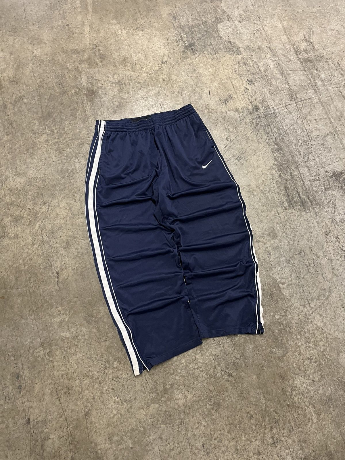 Nike × Vintage Nike track pants y2k baggy fit streetwear hype rare wide leg Size US 34 / EU 50 - 2 Thumbnail