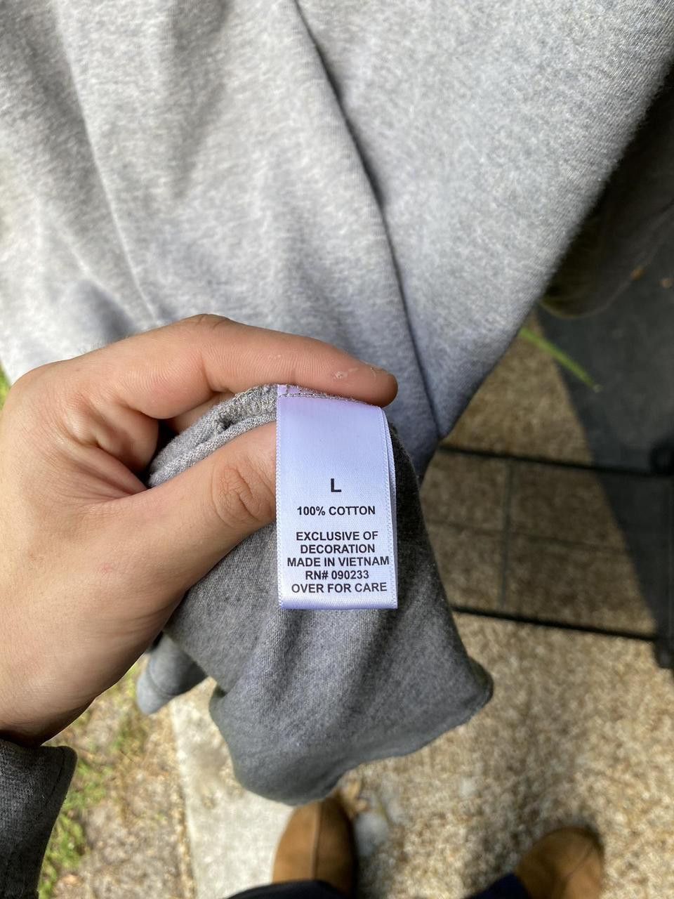 Fear of God Grey Heavyweight Essentials Fear Of God Logo Tee Shirt Size US L / EU 52-54 / 3 - 7 Thumbnail